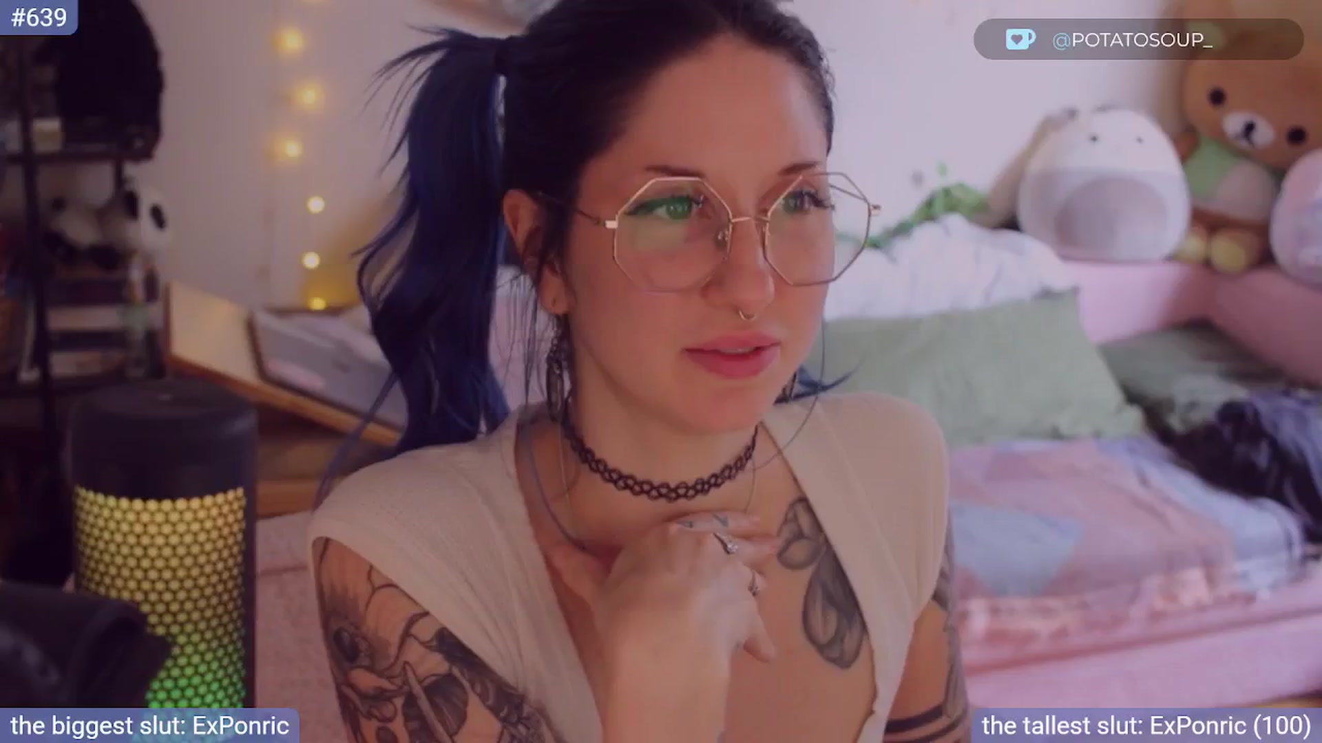 Gallery image thumbnail from sluttypotato_'s myfreecams stream on, 08/06/2025, 02:03 image 4 of 20