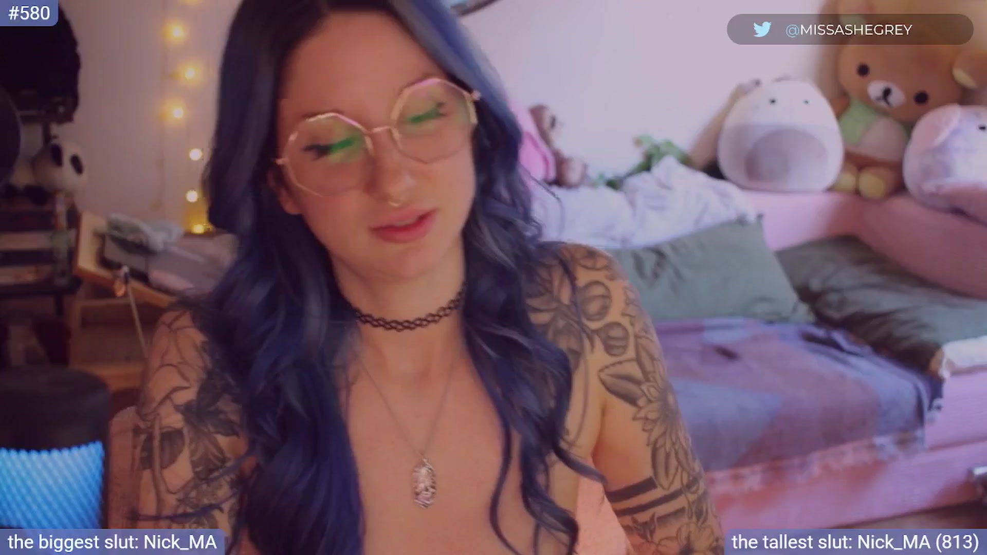 Gallery image thumbnail from sluttypotato_'s myfreecams stream on, 08/08/2025, 01:44 image 16 of 20
