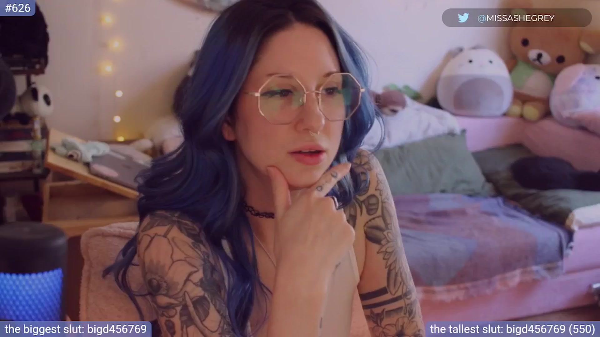 Gallery image thumbnail from sluttypotato_'s myfreecams stream on, 08/08/2025, 01:44 image 4 of 20