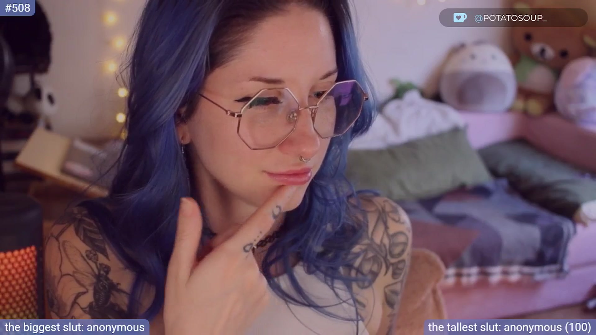 Gallery image thumbnail from sluttypotato_'s myfreecams stream on, 08/09/2025, 23:29 image 18 of 20