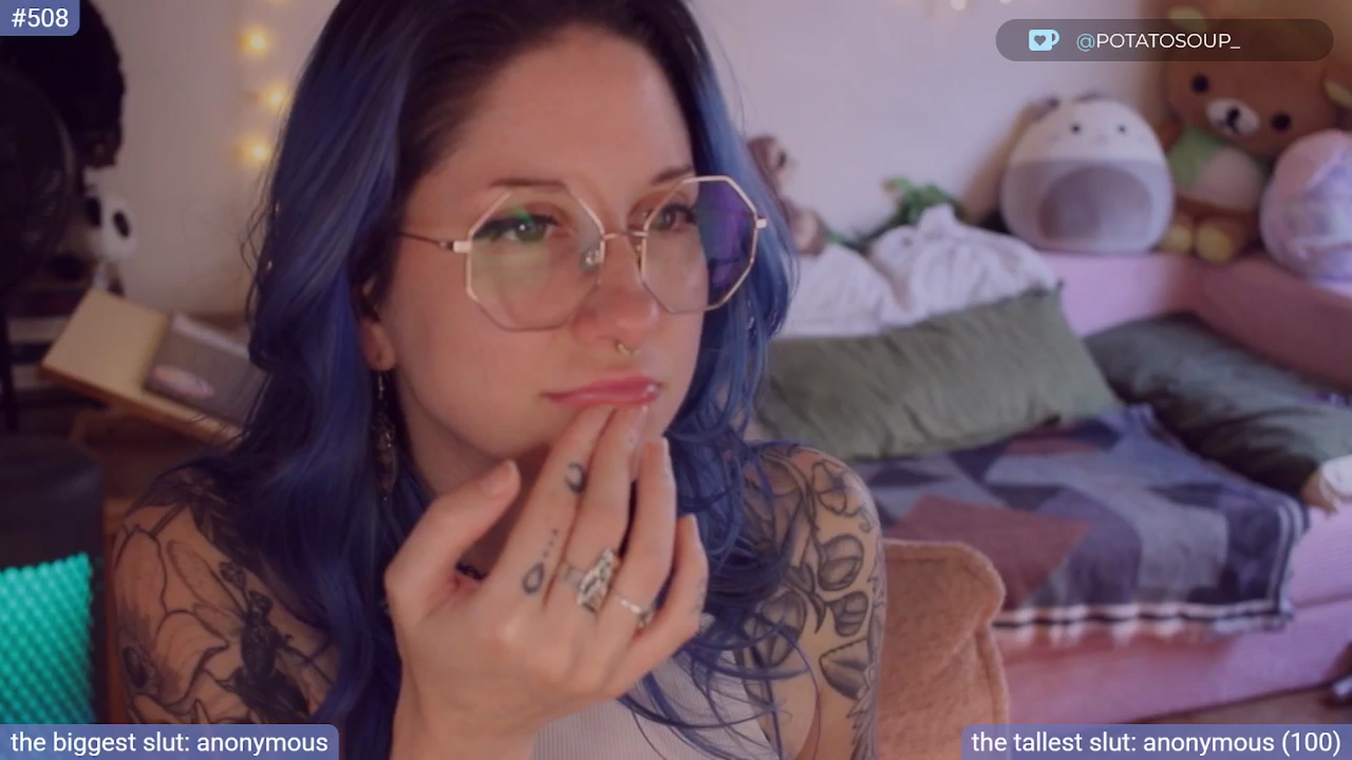 Gallery image thumbnail from sluttypotato_'s myfreecams stream on, 08/09/2025, 23:29 image 17 of 20