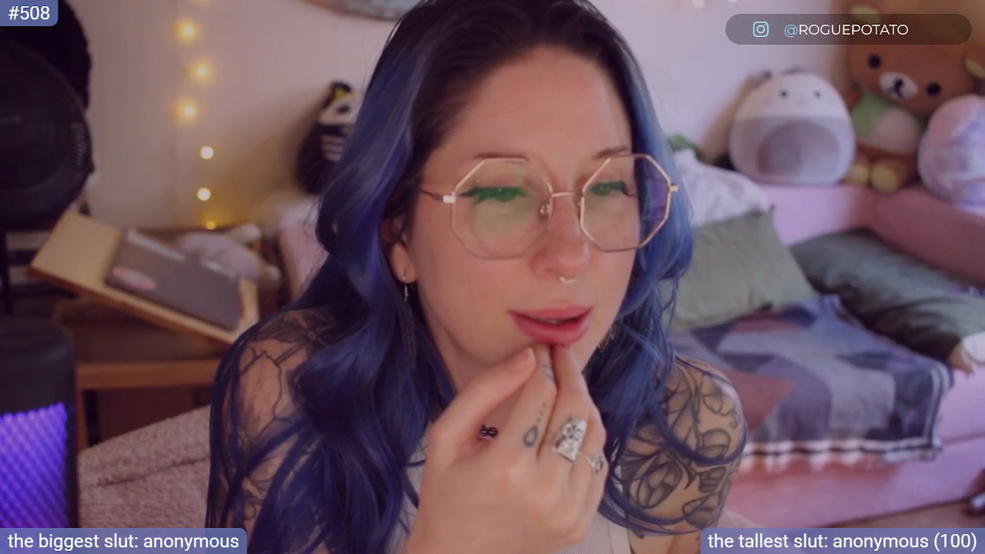 Gallery image thumbnail from sluttypotato_'s myfreecams stream on, 08/09/2025, 23:29 image 12 of 20