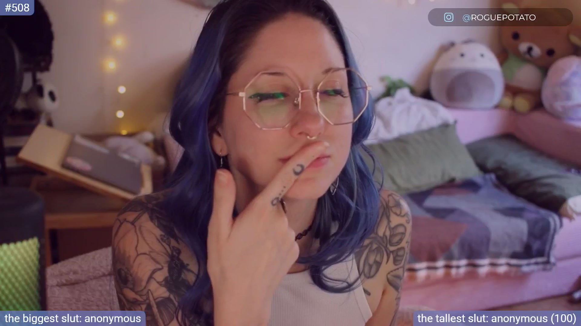 Gallery image thumbnail from sluttypotato_'s myfreecams stream on, 08/09/2025, 23:29 image 13 of 20