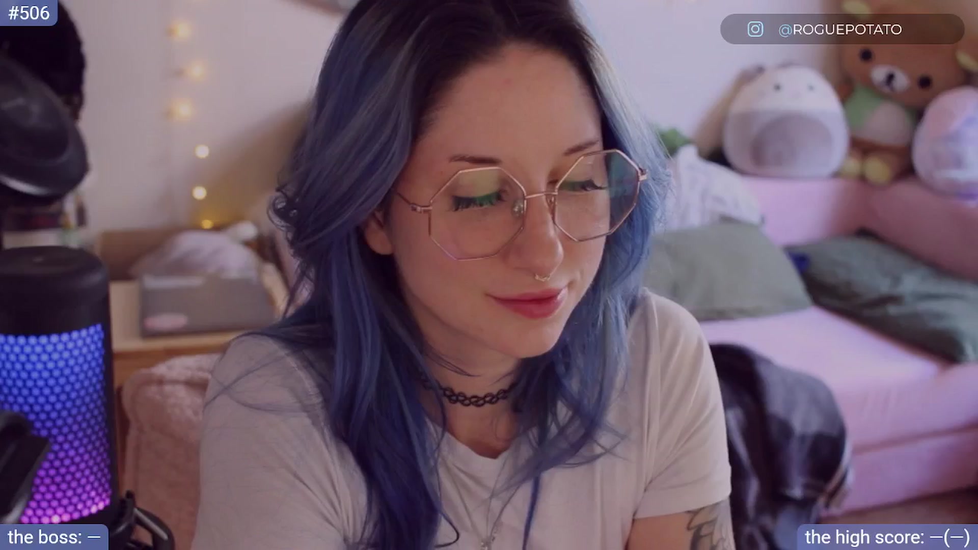 Gallery image thumbnail from sluttypotato_'s myfreecams stream on, 08/15/2025, 24:02 image 3 of 20