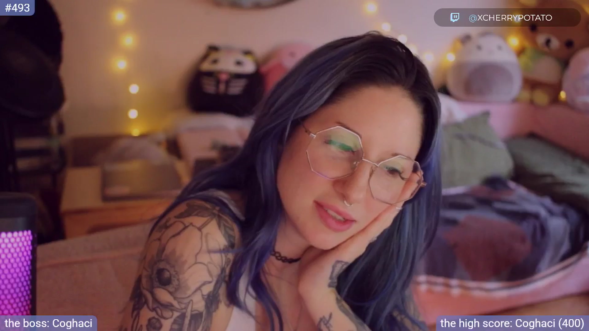 Gallery image thumbnail from sluttypotato_'s myfreecams stream on, 08/16/2025, 01:09 image 18 of 20
