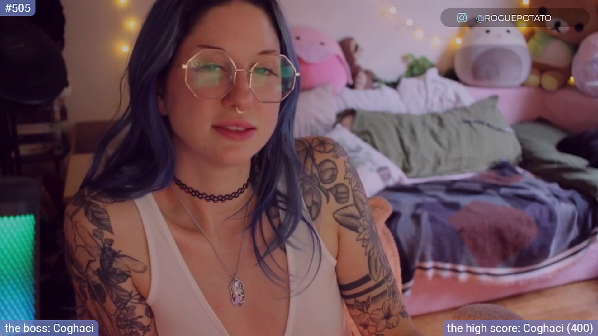 Gallery image thumbnail from sluttypotato_'s myfreecams stream on, 08/16/2025, 01:09 image 12 of 20
