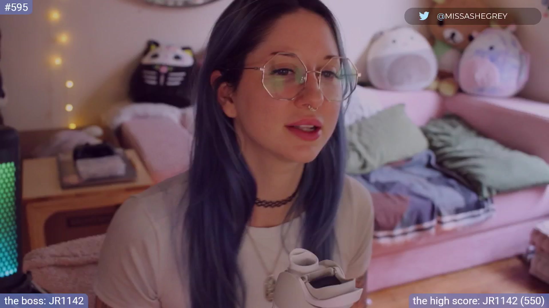 Gallery image thumbnail from sluttypotato_'s myfreecams stream on, 08/19/2025, 01:42 image 10 of 20