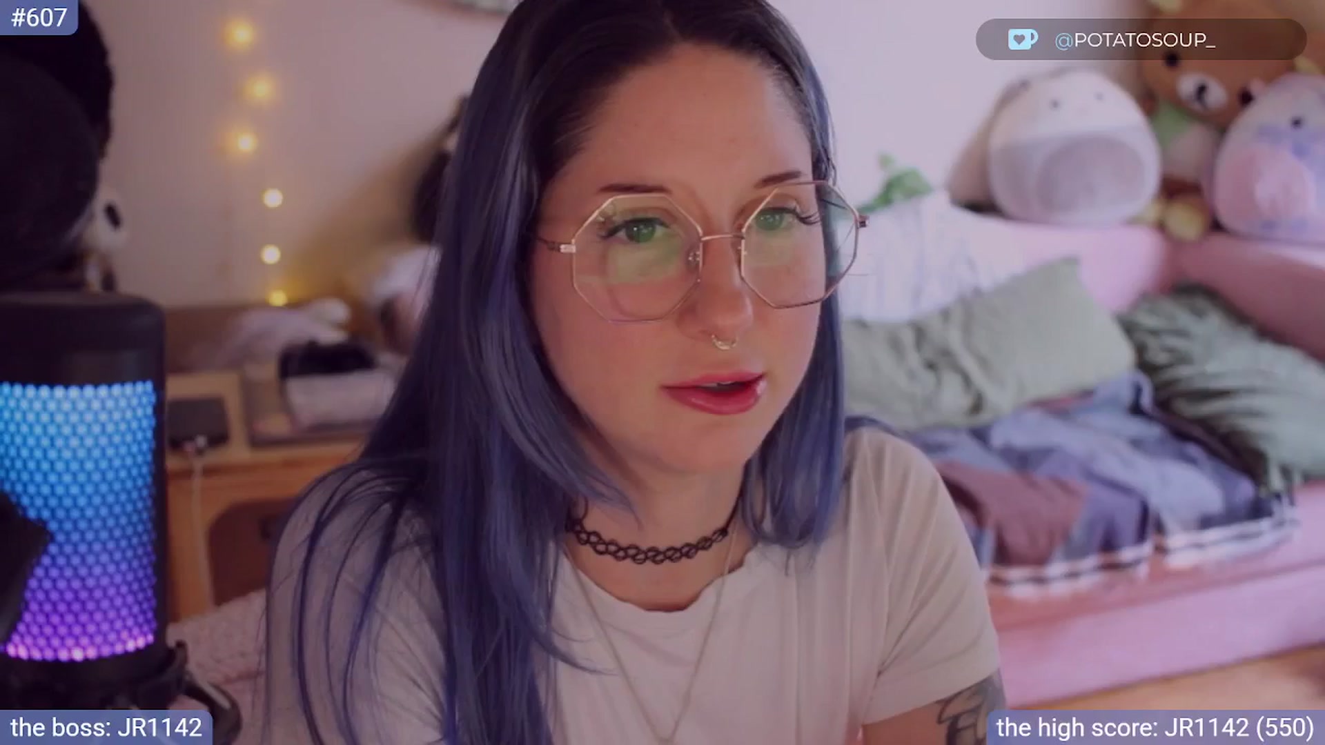 Gallery image thumbnail from sluttypotato_'s myfreecams stream on, 08/19/2025, 01:42 image 3 of 20