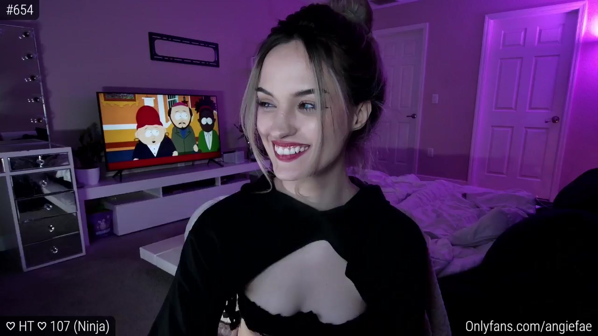 Gallery image thumbnail from sluttysushi's myfreecams stream on, 05/25/2024, 09:02 image 20 of 20