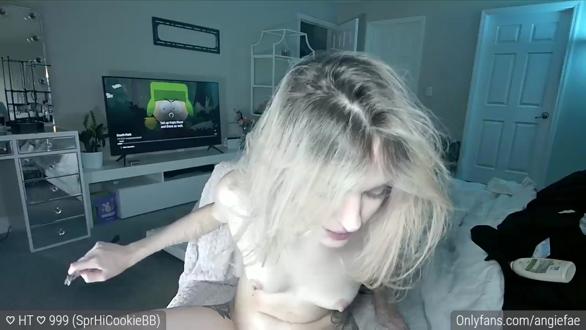 Gallery image thumbnail from sluttysushi's myfreecams stream on, 06/09/2024, 07:58 image 18 of 20