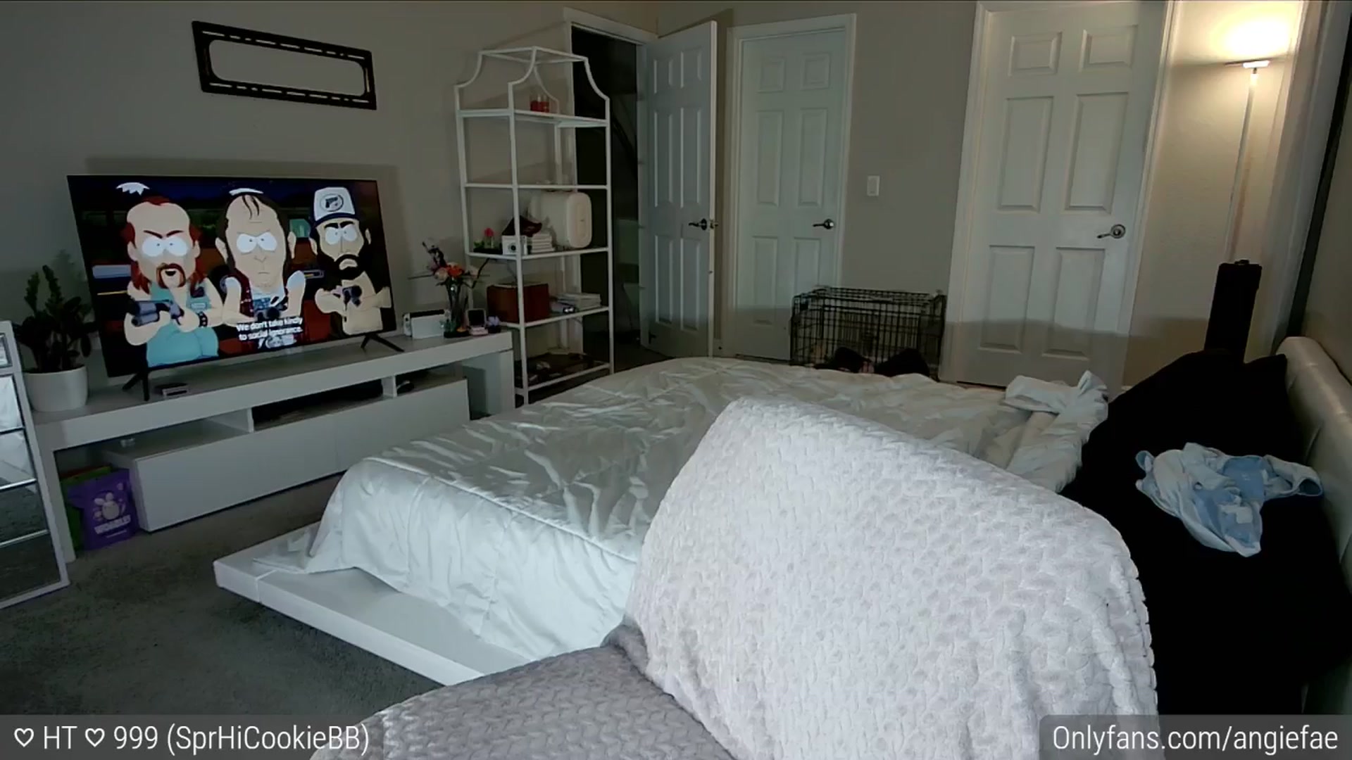 Gallery image thumbnail from sluttysushi's myfreecams stream on, 06/09/2024, 07:58 image 14 of 20