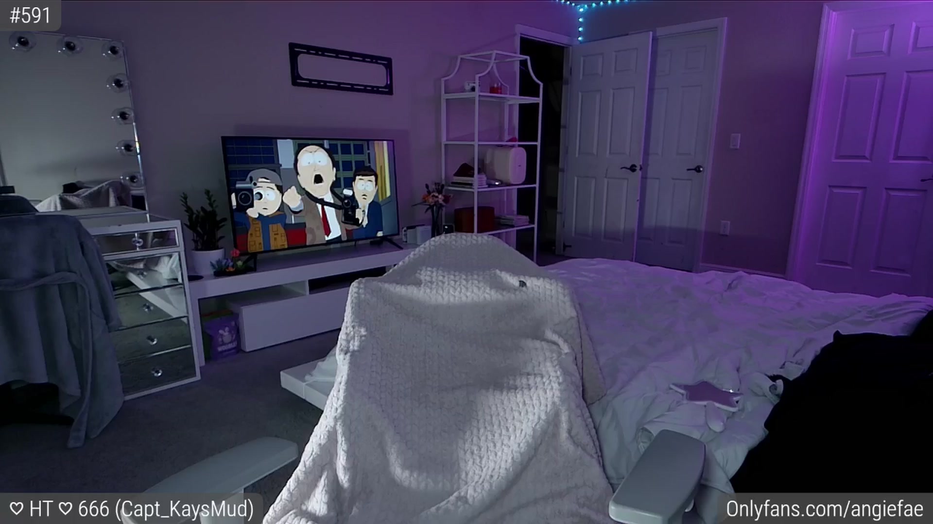 Gallery image thumbnail from sluttysushi's myfreecams stream on, 06/17/2024, 08:24 image 13 of 20