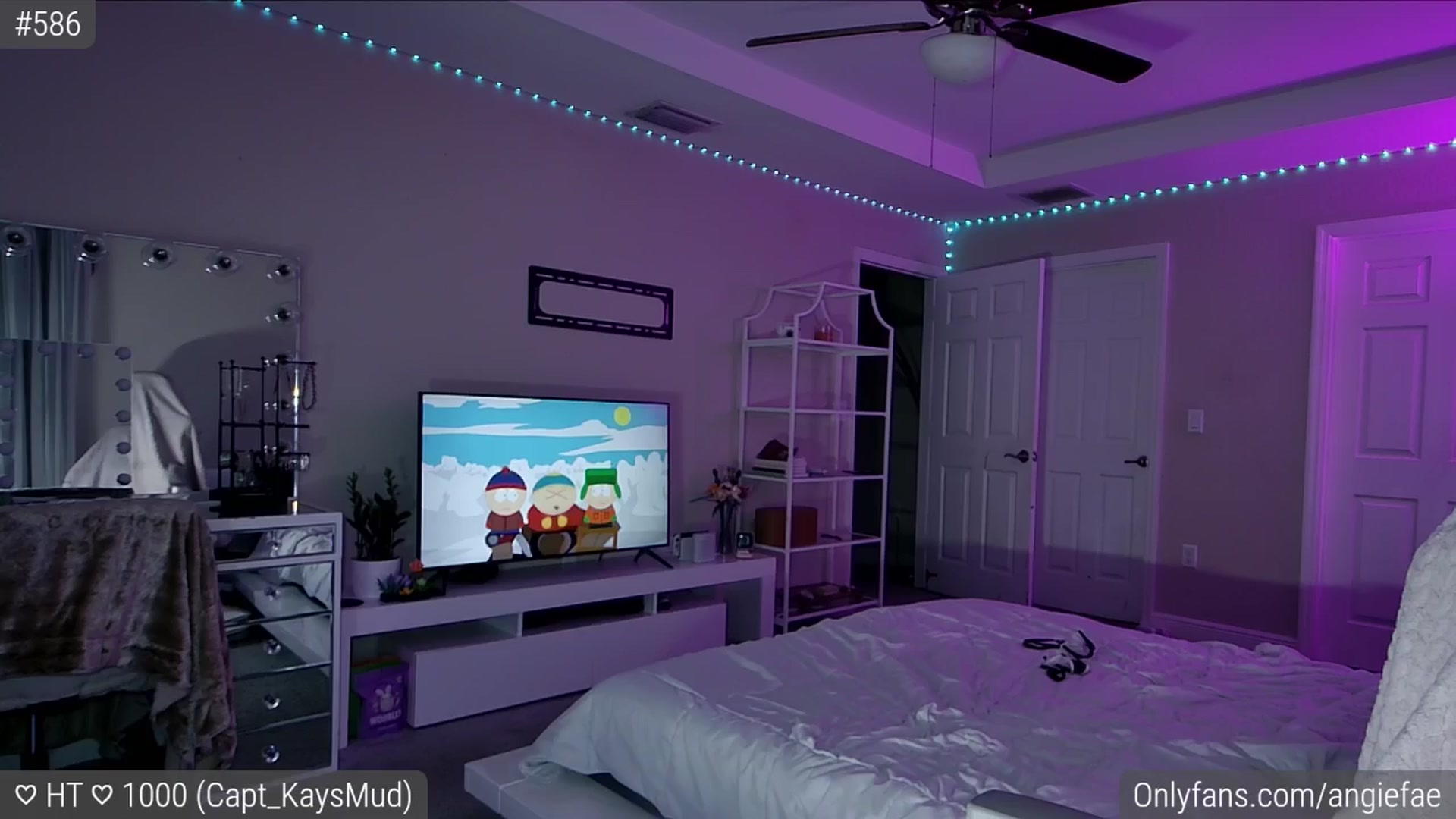 Gallery image thumbnail from sluttysushi's myfreecams stream on, 06/19/2024, 04:21 image 7 of 20