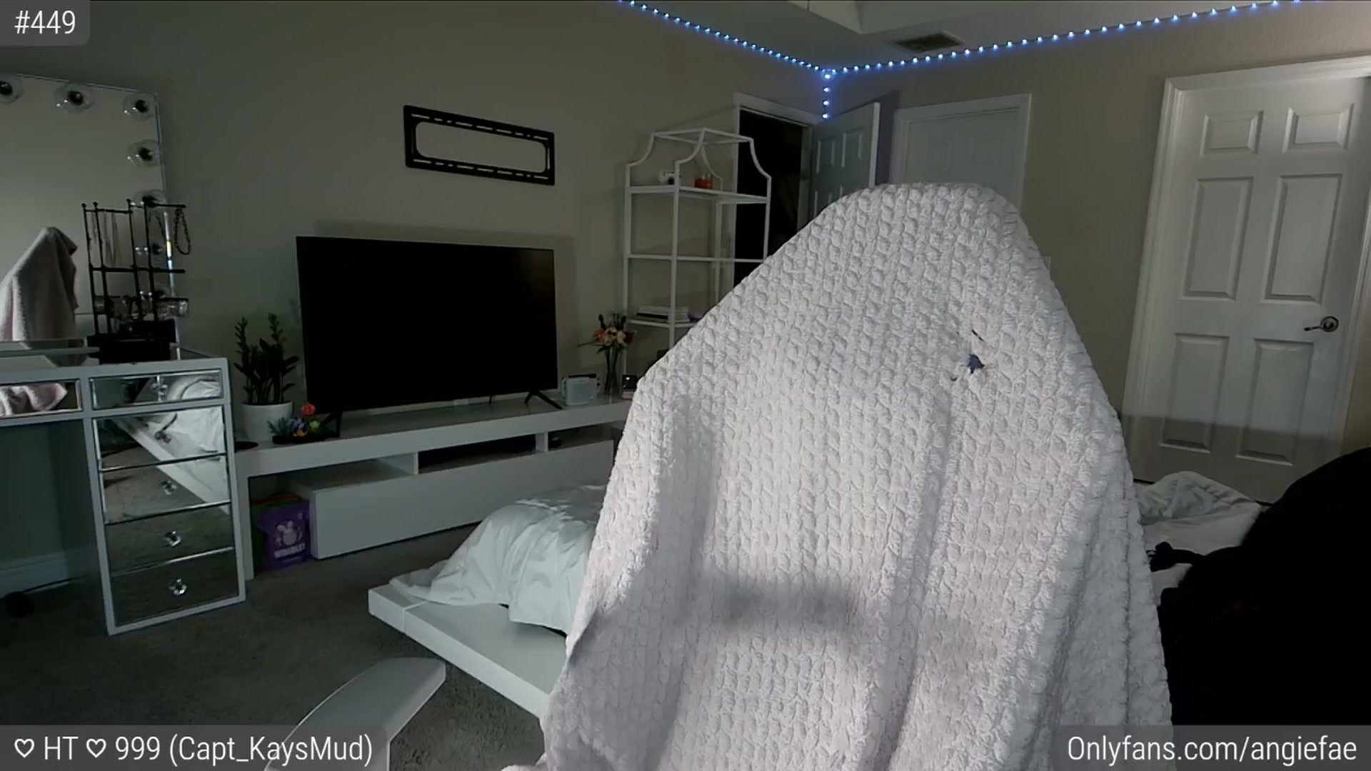 Gallery image thumbnail from sluttysushi's myfreecams stream on, 06/22/2024, 10:44 image 11 of 20