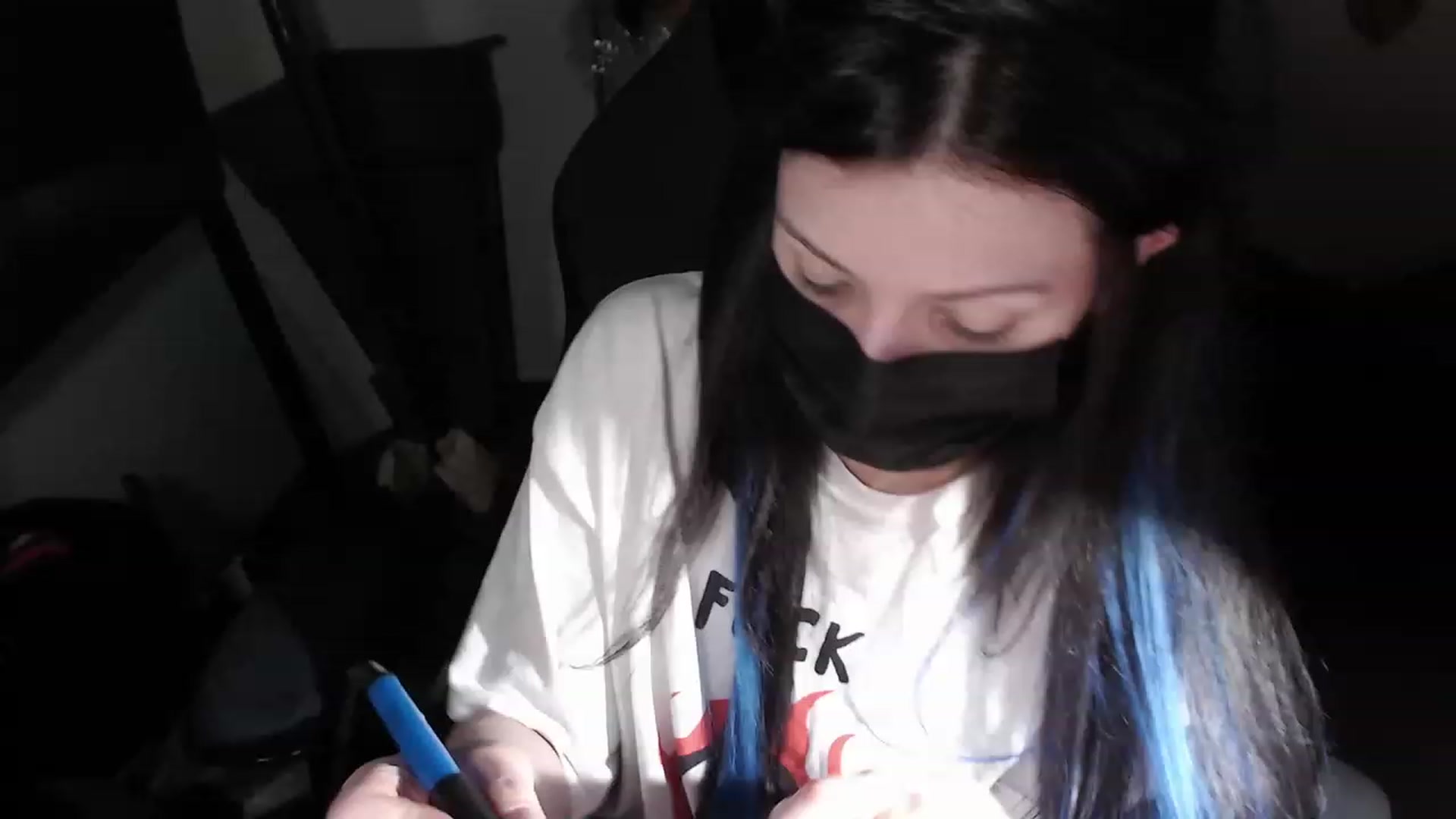 Gallery image thumbnail from smelly_cheese's myfreecams stream on, 08/03/2023, 04:53 image 8 of 20