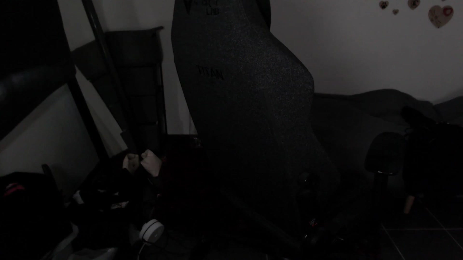Gallery image thumbnail from smelly_cheese's myfreecams stream on, 08/03/2023, 04:53 image 15 of 20