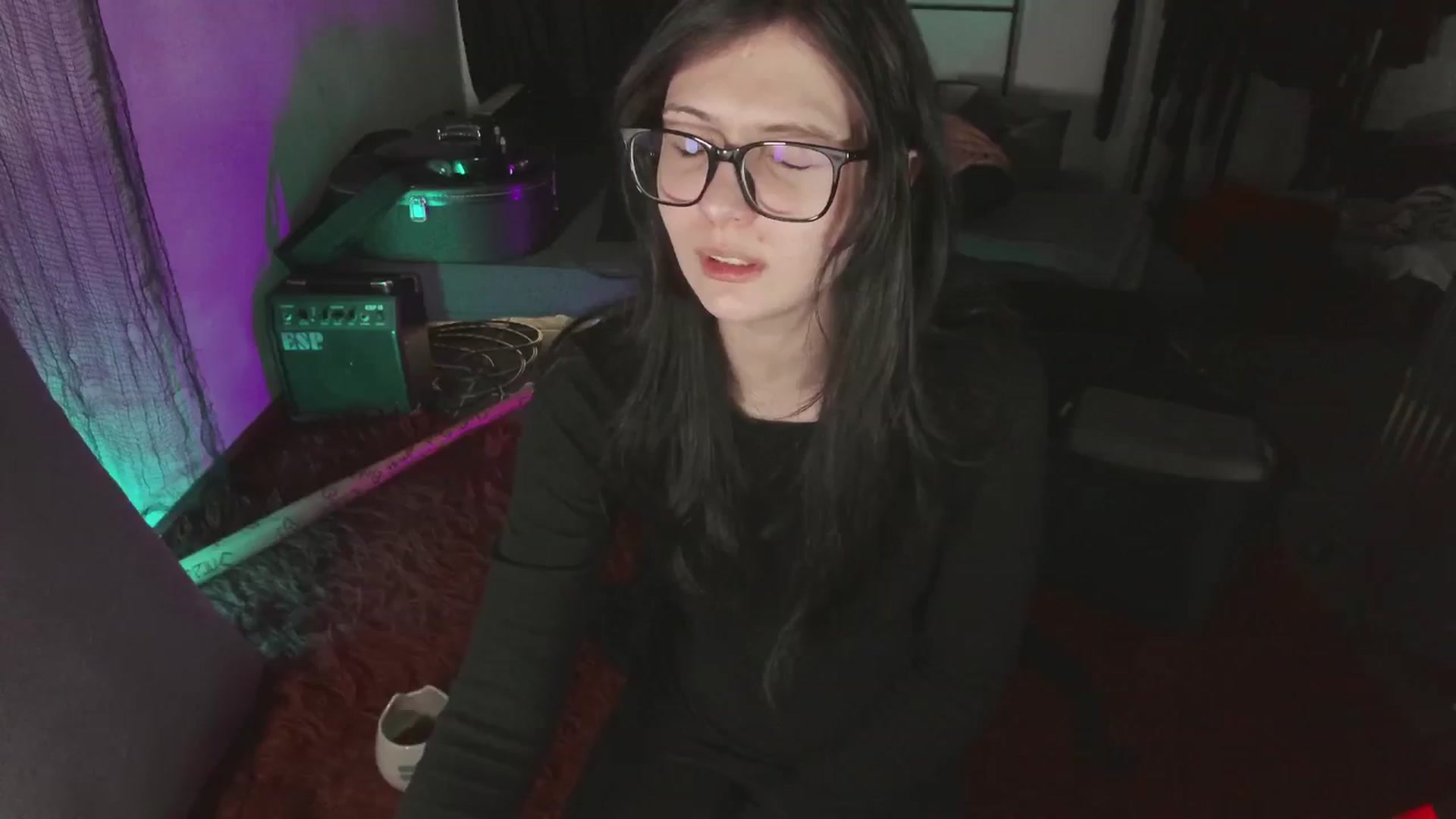 Gallery image thumbnail from snots's myfreecams stream on, 06/23/2024, 07:08 image 3 of 20