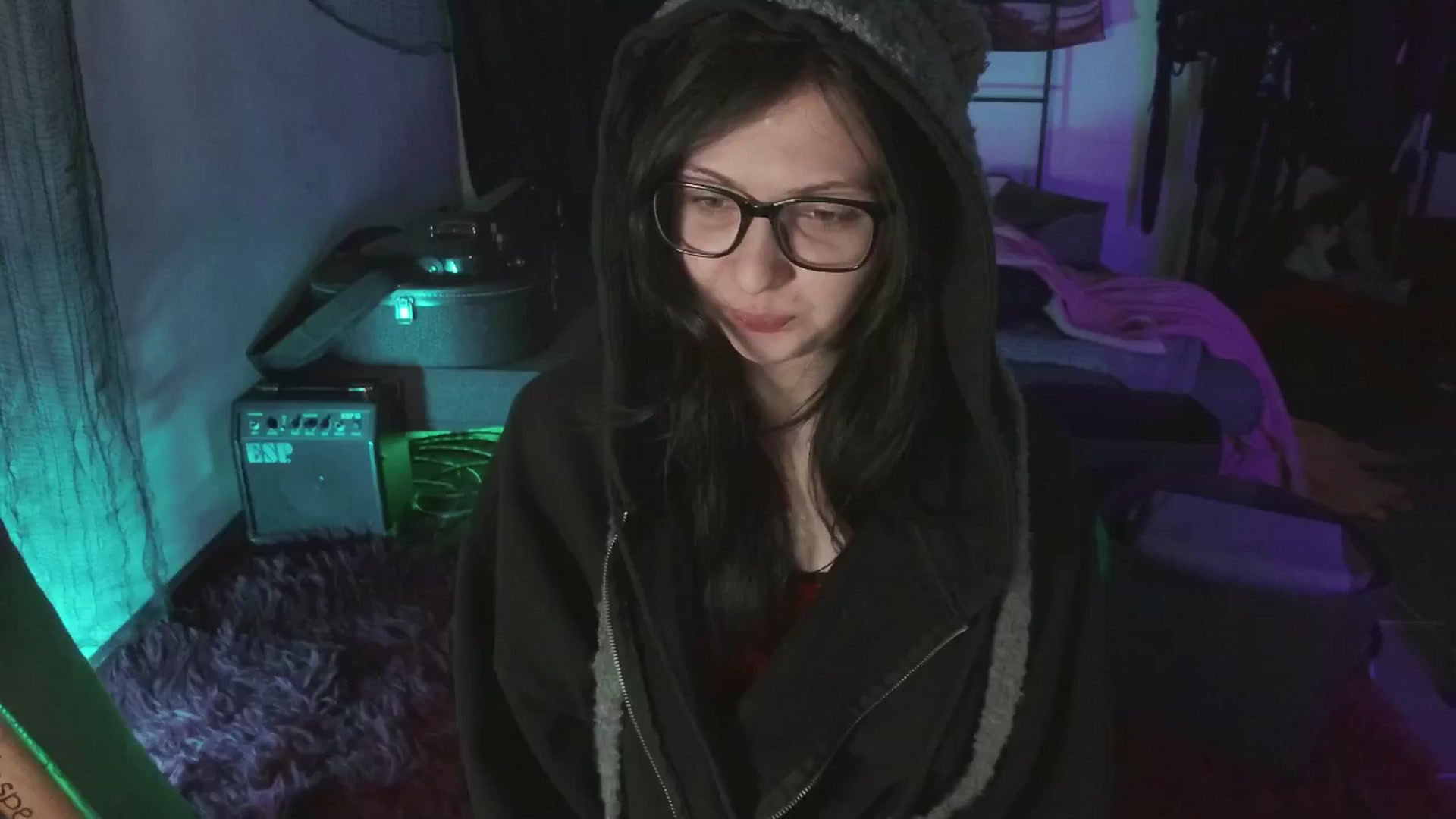 Gallery image thumbnail from snots's myfreecams stream on, 06/24/2024, 07:01 image 5 of 20