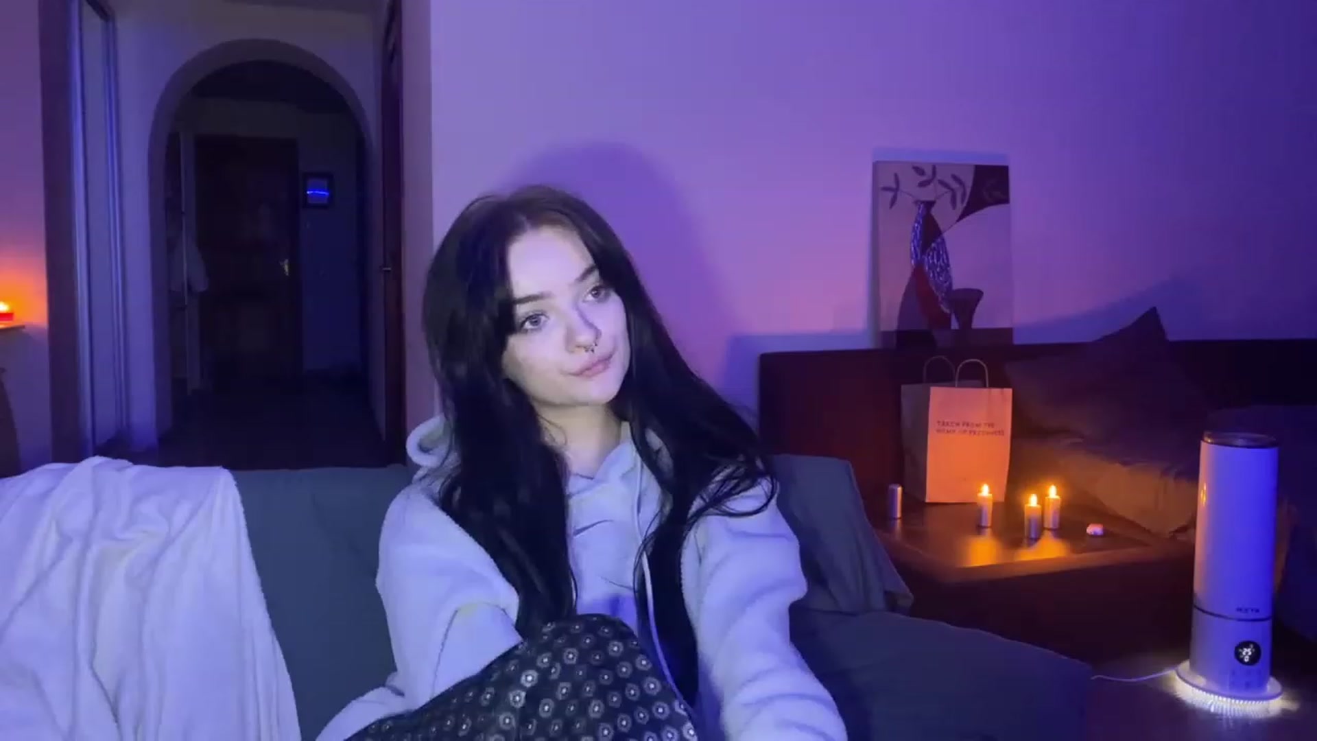 Gallery image thumbnail from sofancysoul's myfreecams stream on, 12/15/2022, 15:19 image 20 of 20