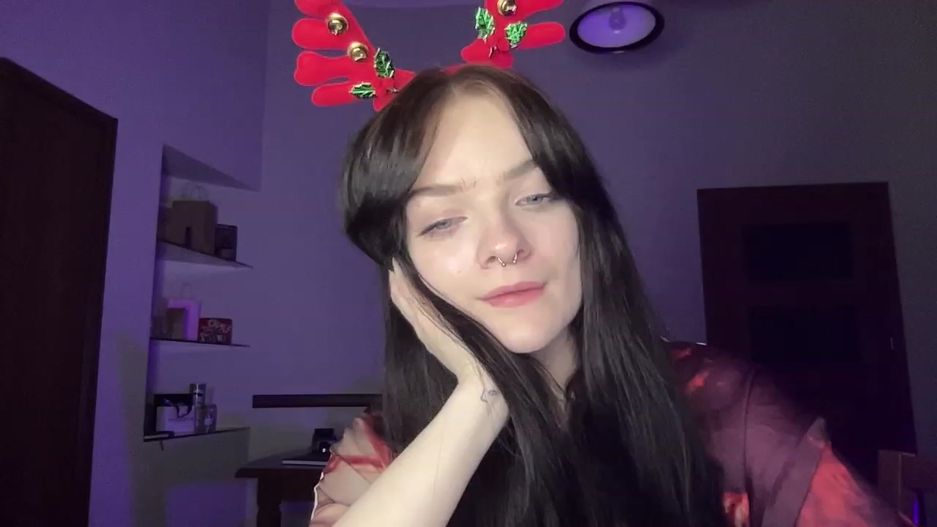 Gallery image thumbnail from sofancysoul's myfreecams stream on, 12/29/2022, 20:53 image 12 of 20