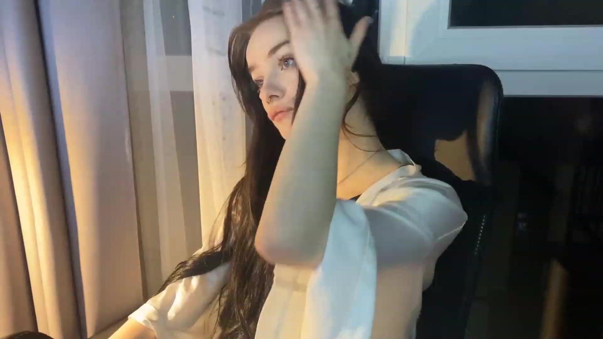 Gallery image thumbnail from sofancysoul's myfreecams stream on, 01/10/2023, 01:19 image 15 of 20