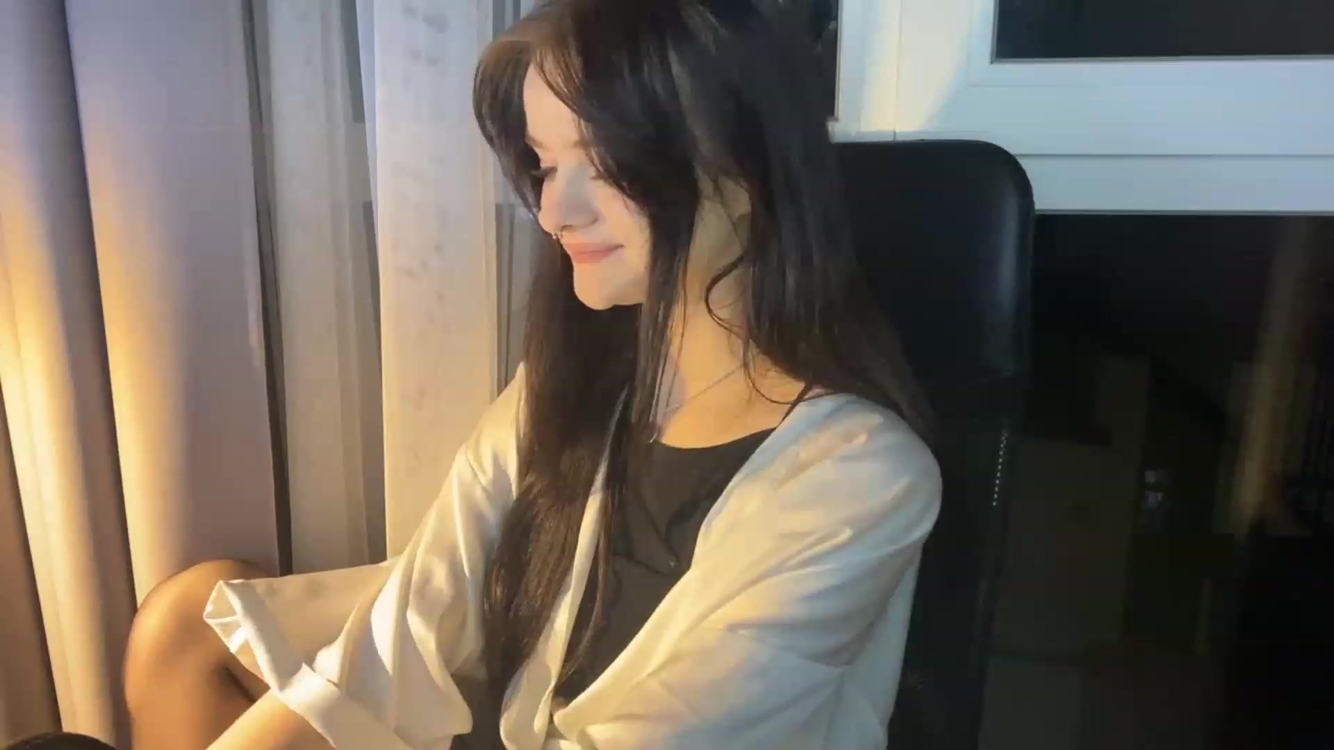 Gallery image thumbnail from sofancysoul's myfreecams stream on, 01/10/2023, 01:19 image 14 of 20