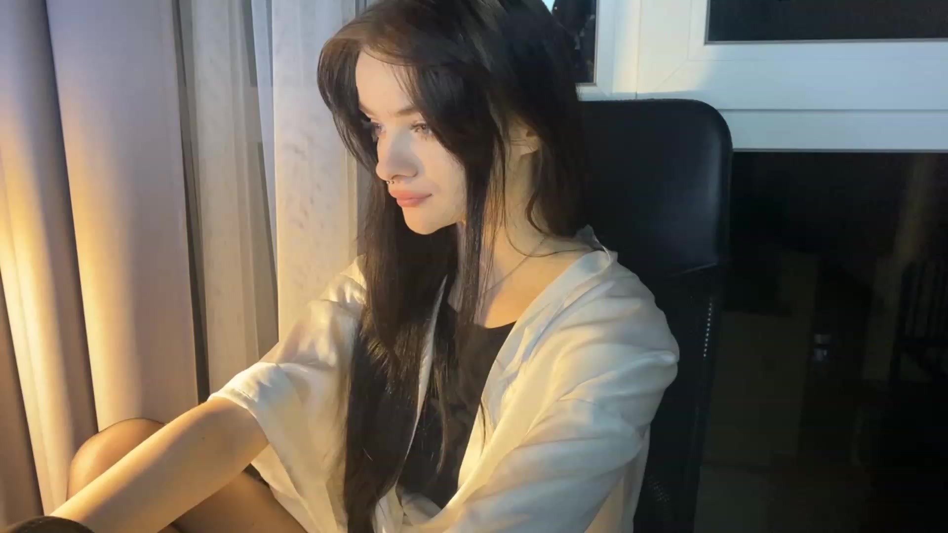 Gallery image thumbnail from sofancysoul's myfreecams stream on, 01/10/2023, 01:19 image 5 of 20
