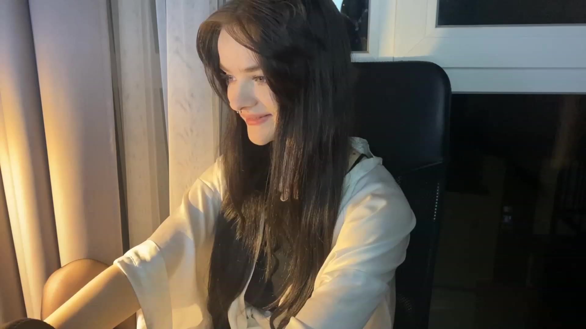 Gallery image thumbnail from sofancysoul's myfreecams stream on, 01/10/2023, 01:19 image 3 of 20