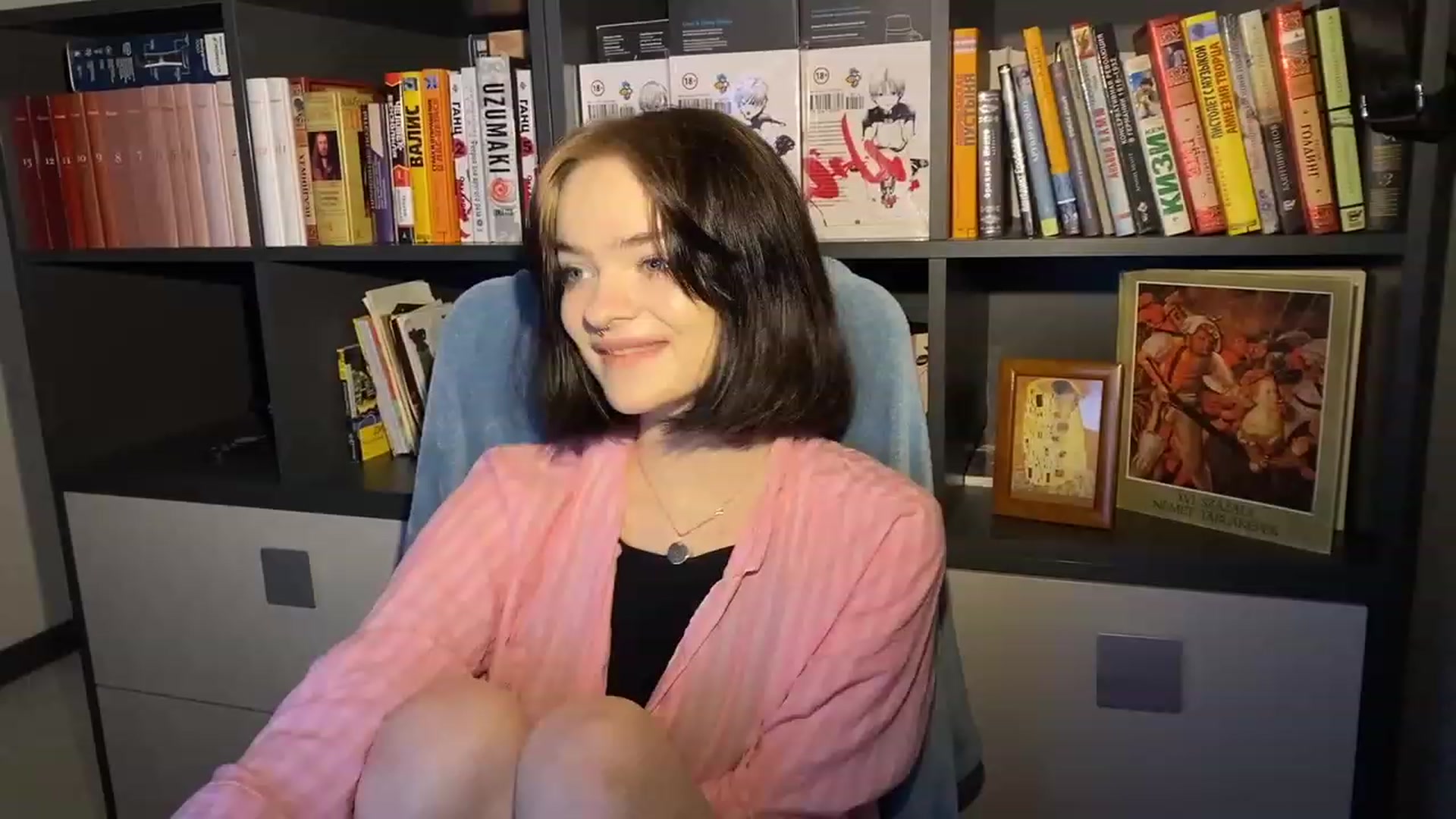 Gallery image thumbnail from sofancysoul's myfreecams stream on, 01/19/2023, 10:09 image 4 of 20