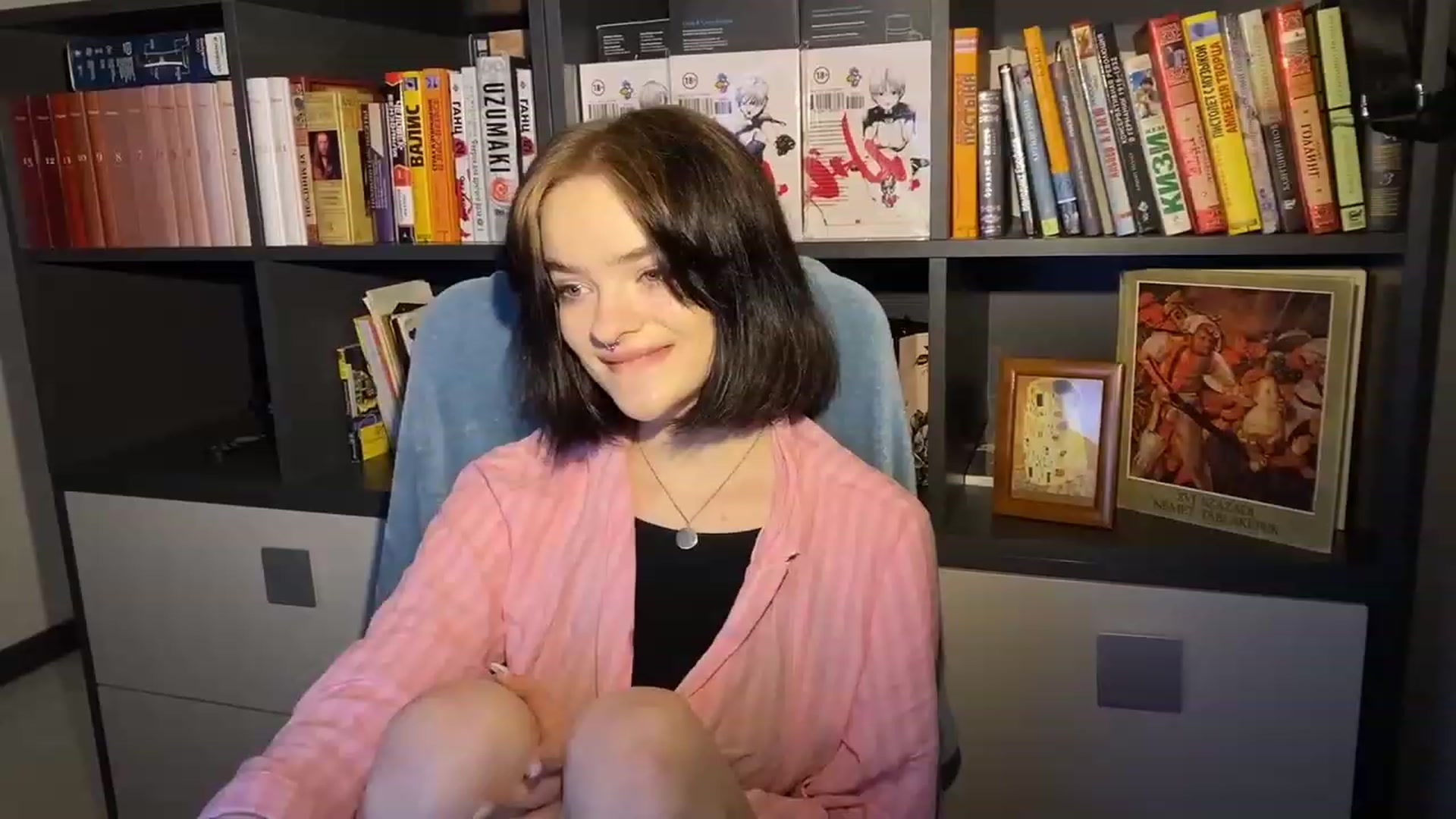 Gallery image thumbnail from sofancysoul's myfreecams stream on, 01/19/2023, 10:09 image 9 of 20