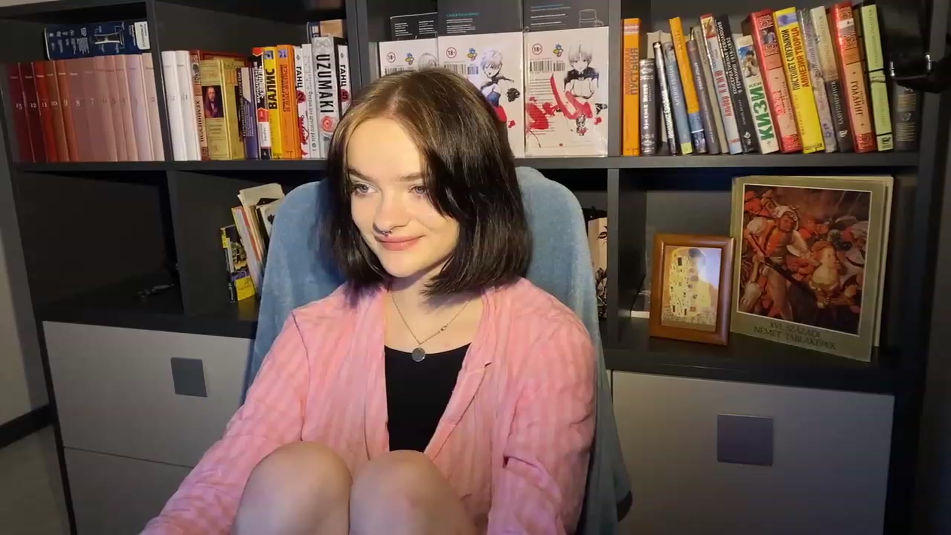 Gallery image thumbnail from sofancysoul's myfreecams stream on, 01/19/2023, 10:09 image 6 of 20