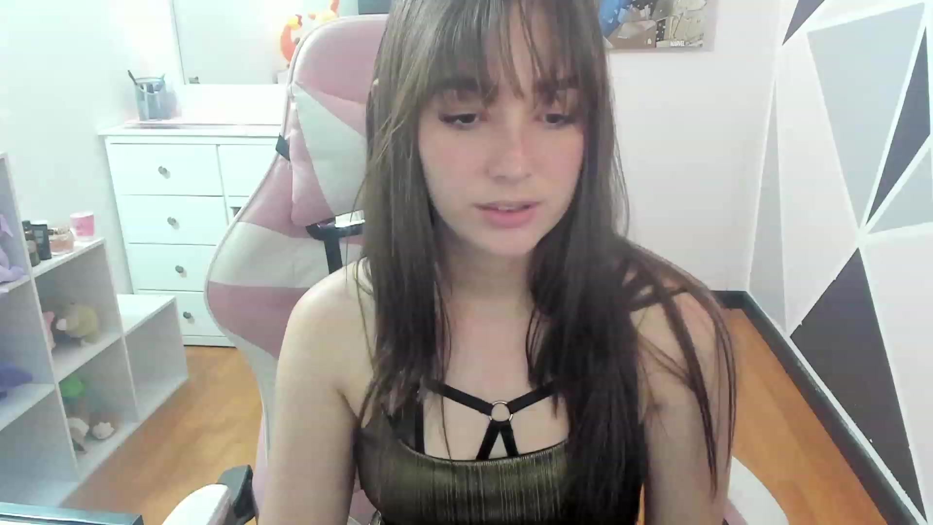 Gallery image thumbnail from sofi_garcia_'s myfreecams stream on, 01/27/2023, 20:00 image 12 of 20