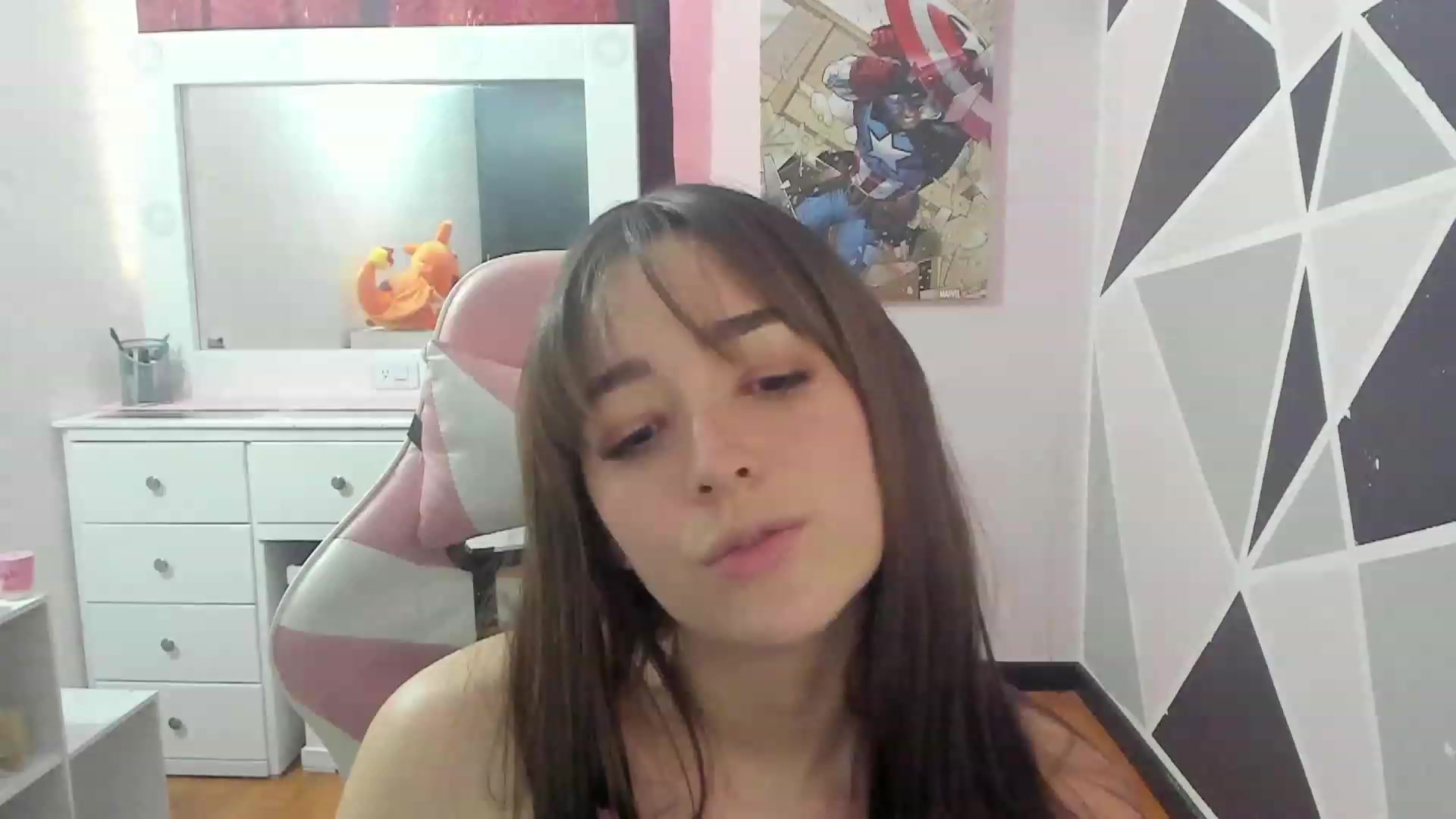 Gallery image thumbnail from sofi_garcia_'s myfreecams stream on, 01/27/2023, 20:00 image 5 of 20