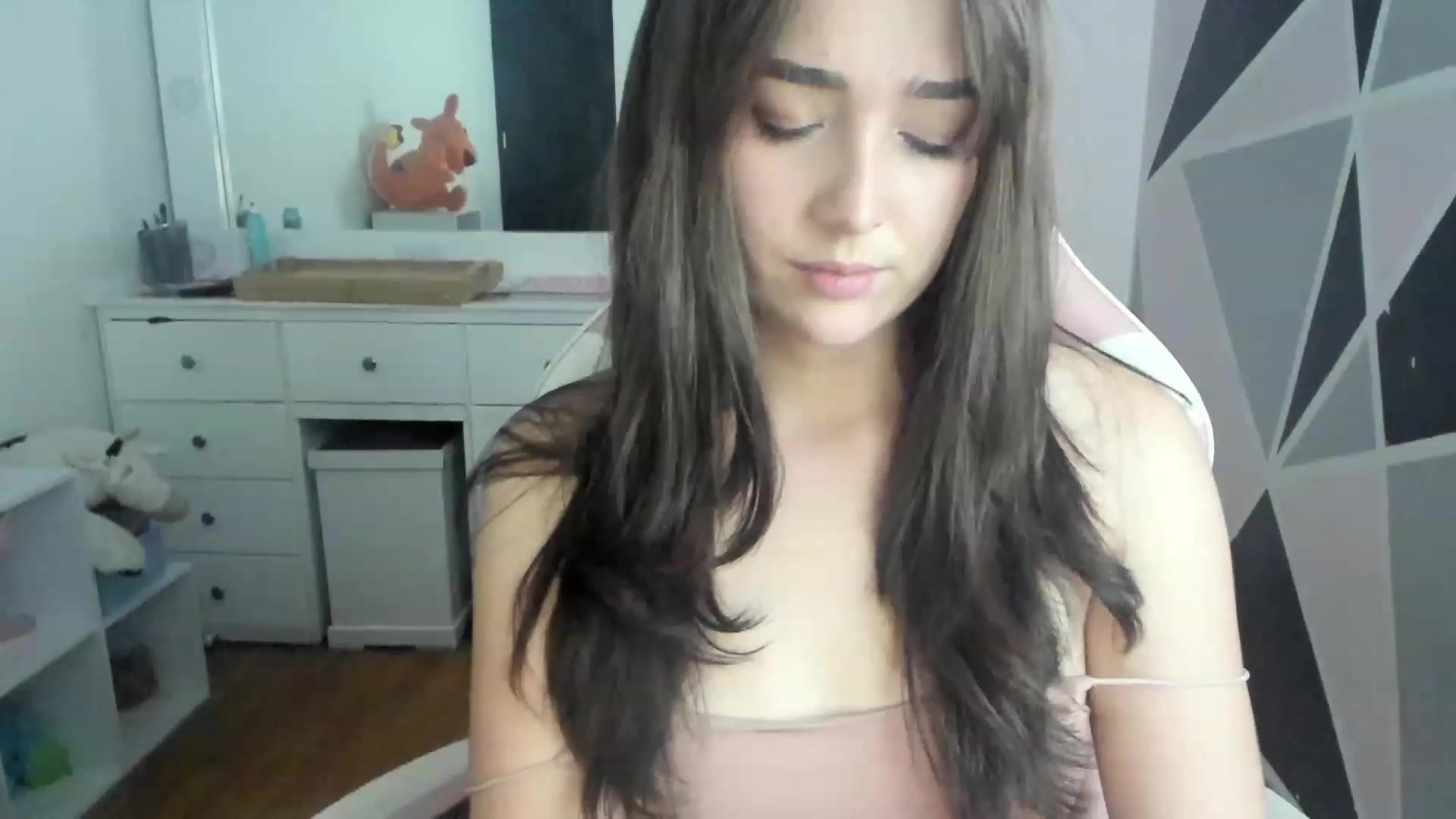 Gallery image thumbnail from sofi_garcia_'s myfreecams stream on, 02/10/2023, 05:47 image 12 of 20