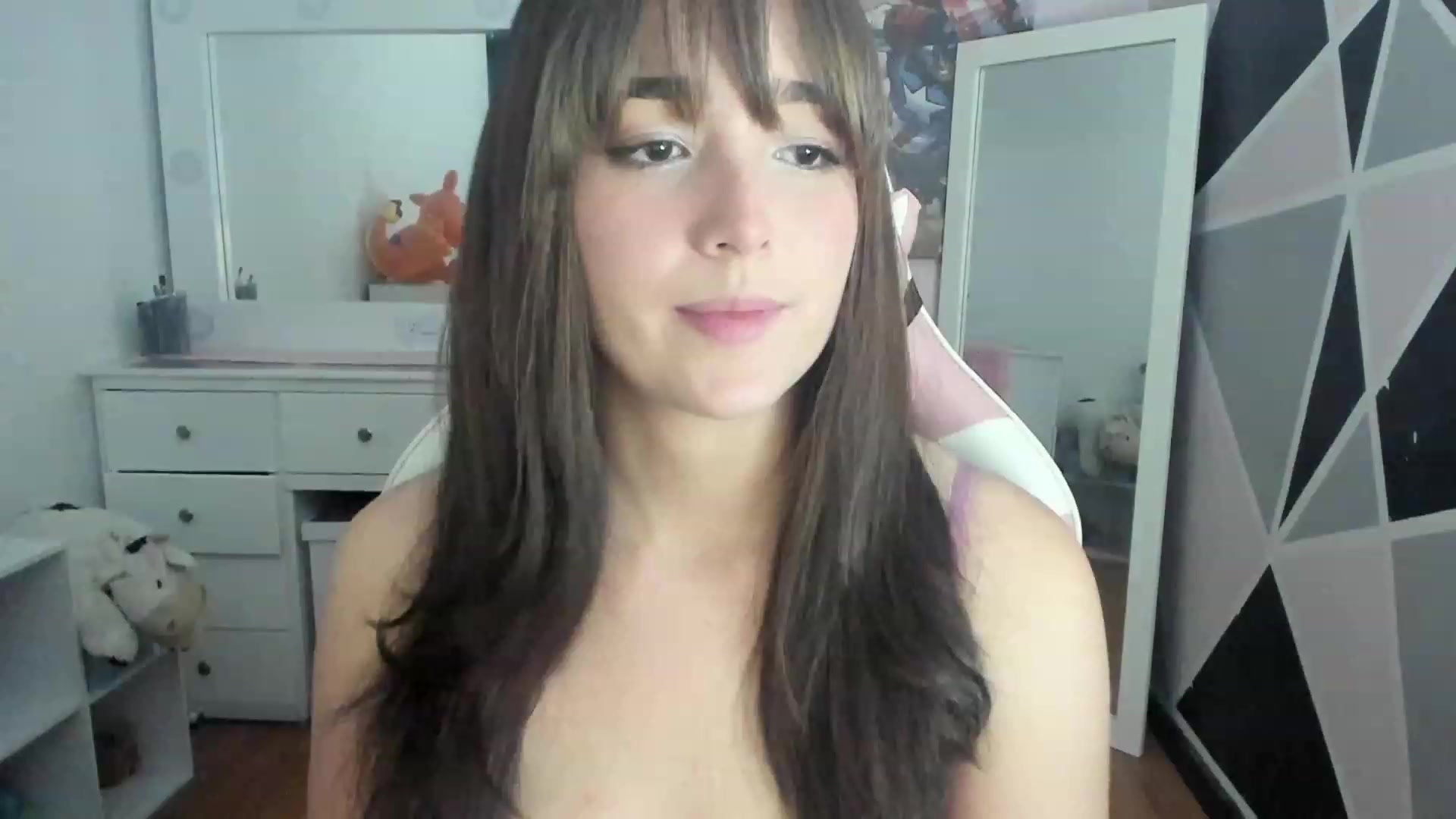 Gallery image thumbnail from sofi_garcia_'s myfreecams stream on, 02/11/2023, 06:04 image 1 of 20