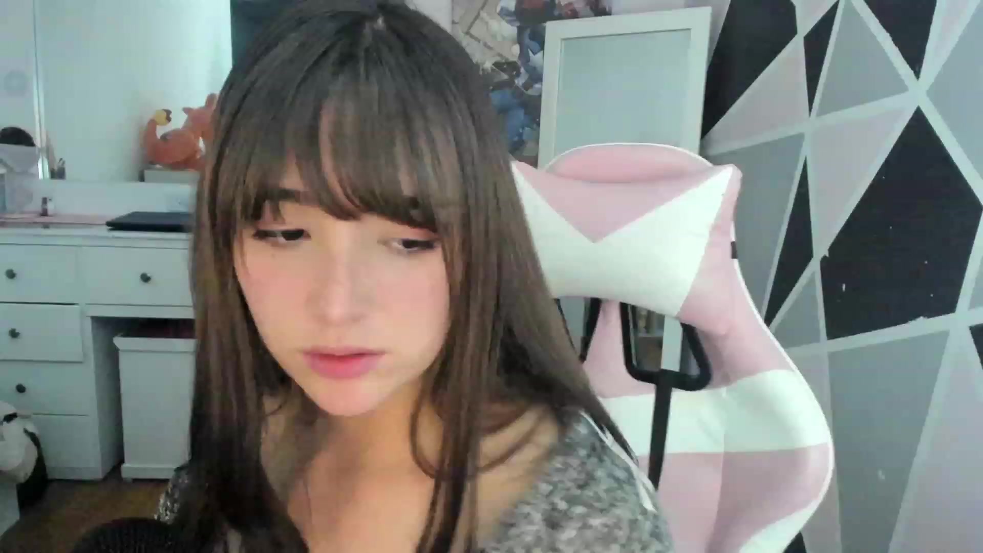 Gallery image thumbnail from sofi_garcia_'s myfreecams stream on, 02/16/2023, 05:58 image 16 of 20