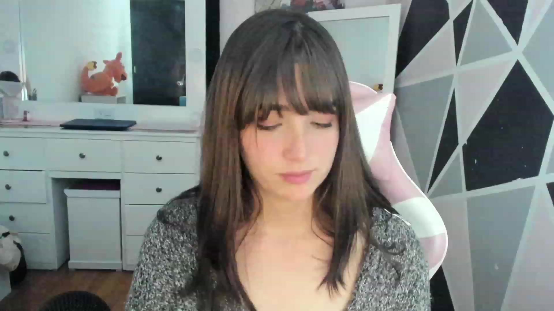 Gallery image thumbnail from sofi_garcia_'s myfreecams stream on, 02/16/2023, 05:58 image 17 of 20