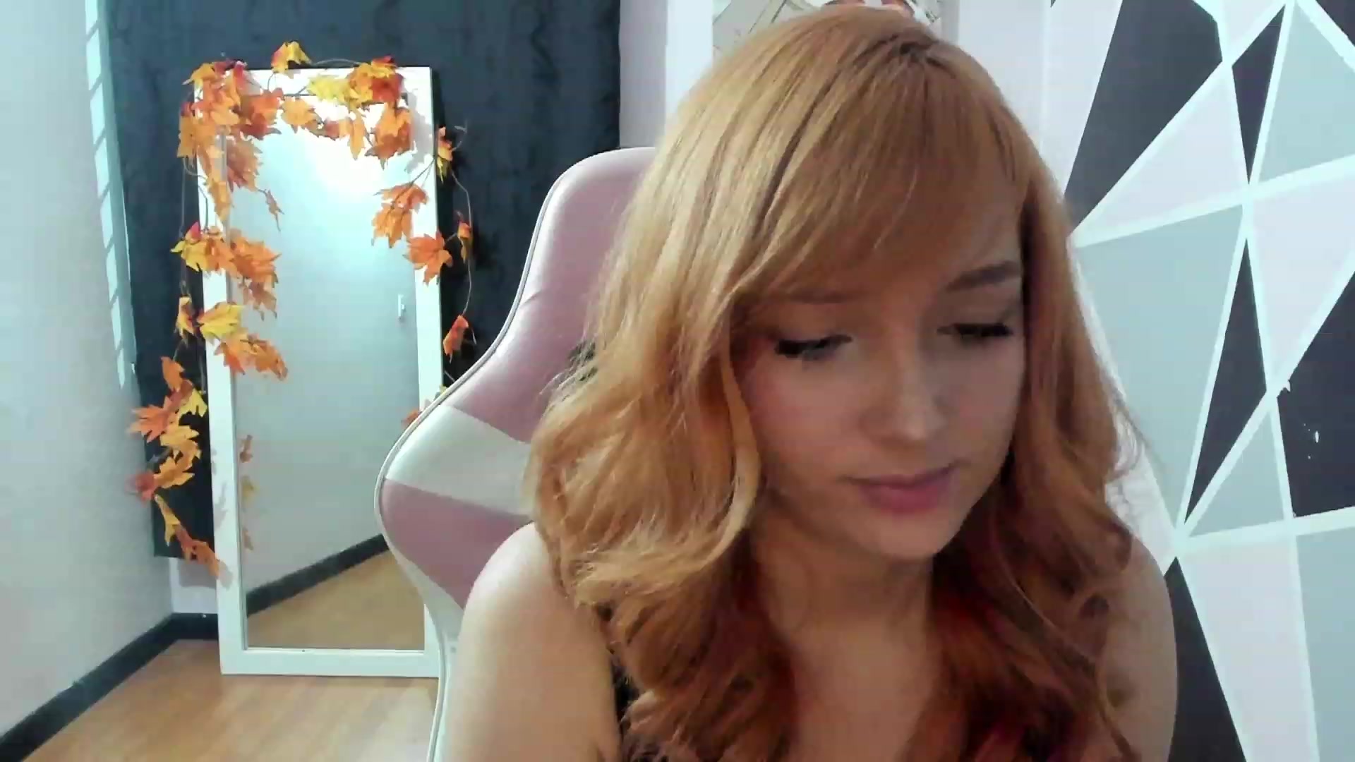 Gallery image thumbnail from sofi_garcia_'s myfreecams stream on, 04/04/2023, 05:42 image 16 of 20