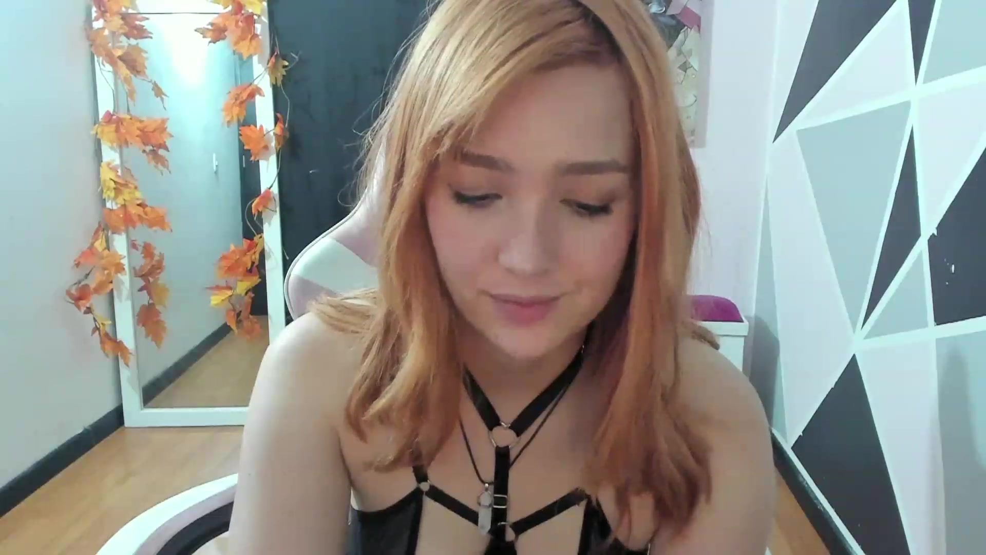 Gallery image thumbnail from sofi_garcia_'s myfreecams stream on, 04/09/2023, 05:06 image 15 of 20
