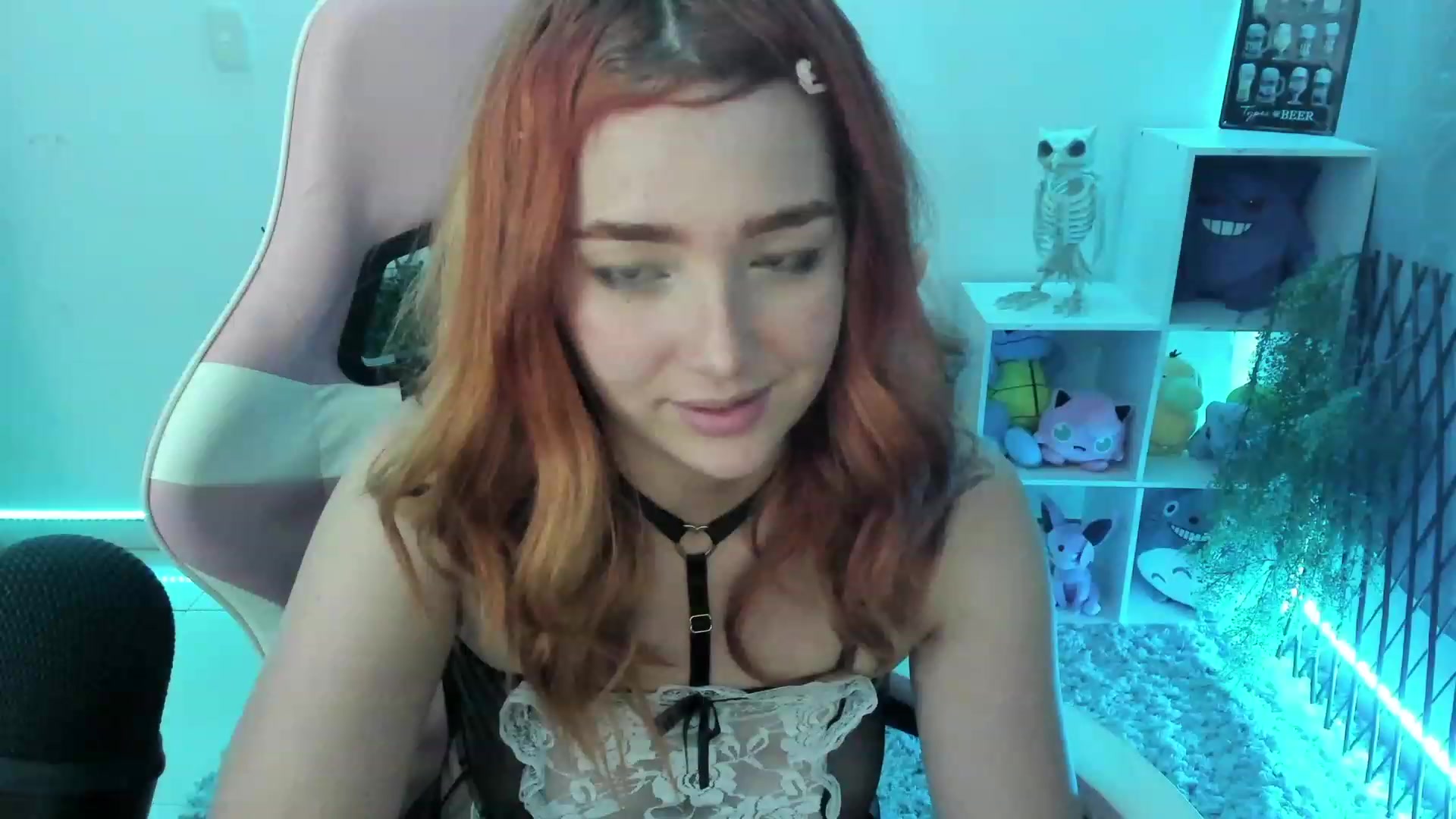 Gallery image thumbnail from sofi_garcia_'s myfreecams stream on, 06/10/2023, 07:09 image 14 of 20