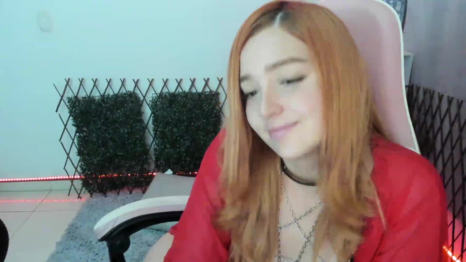 Gallery image thumbnail from sofi_garcia_'s myfreecams stream on, 06/11/2023, 05:54 image 10 of 20