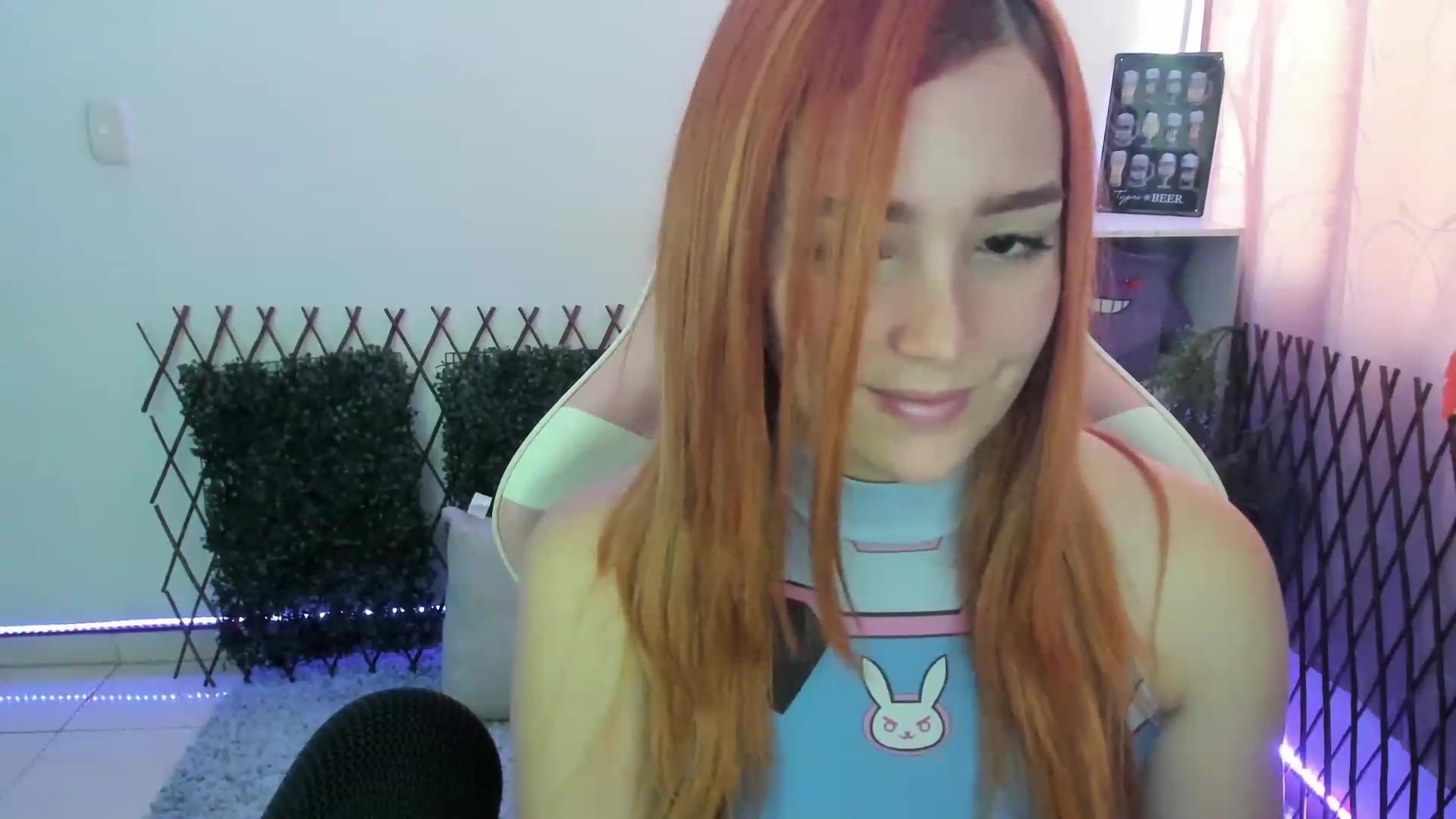 Gallery image thumbnail from sofi_garcia_'s myfreecams stream on, 06/13/2023, 19:22 image 10 of 20