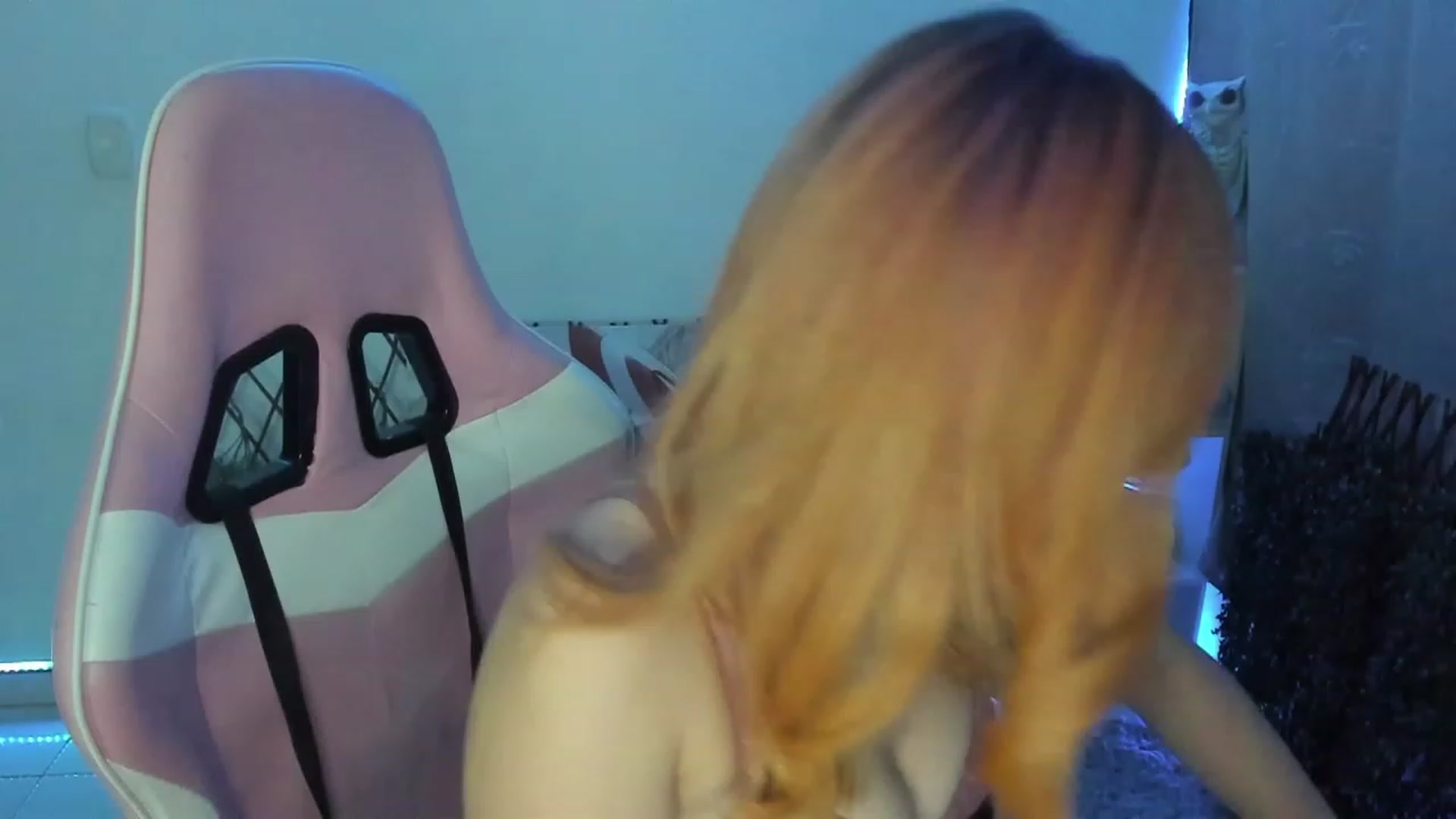 Gallery image thumbnail from sofi_garcia_'s myfreecams stream on, 08/17/2023, 03:47 image 7 of 20