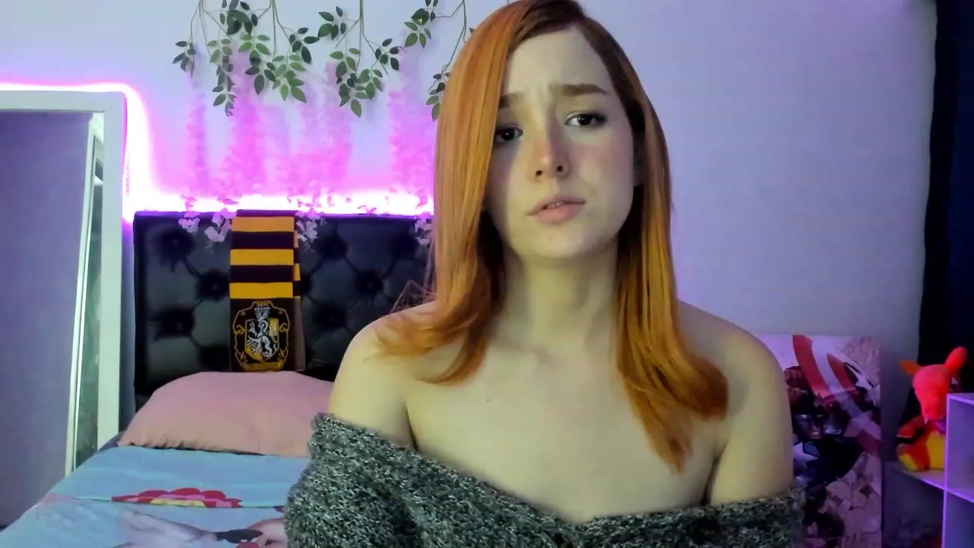 Gallery image thumbnail from sofi_garcia_'s myfreecams stream on, 09/14/2023, 05:59 image 3 of 20