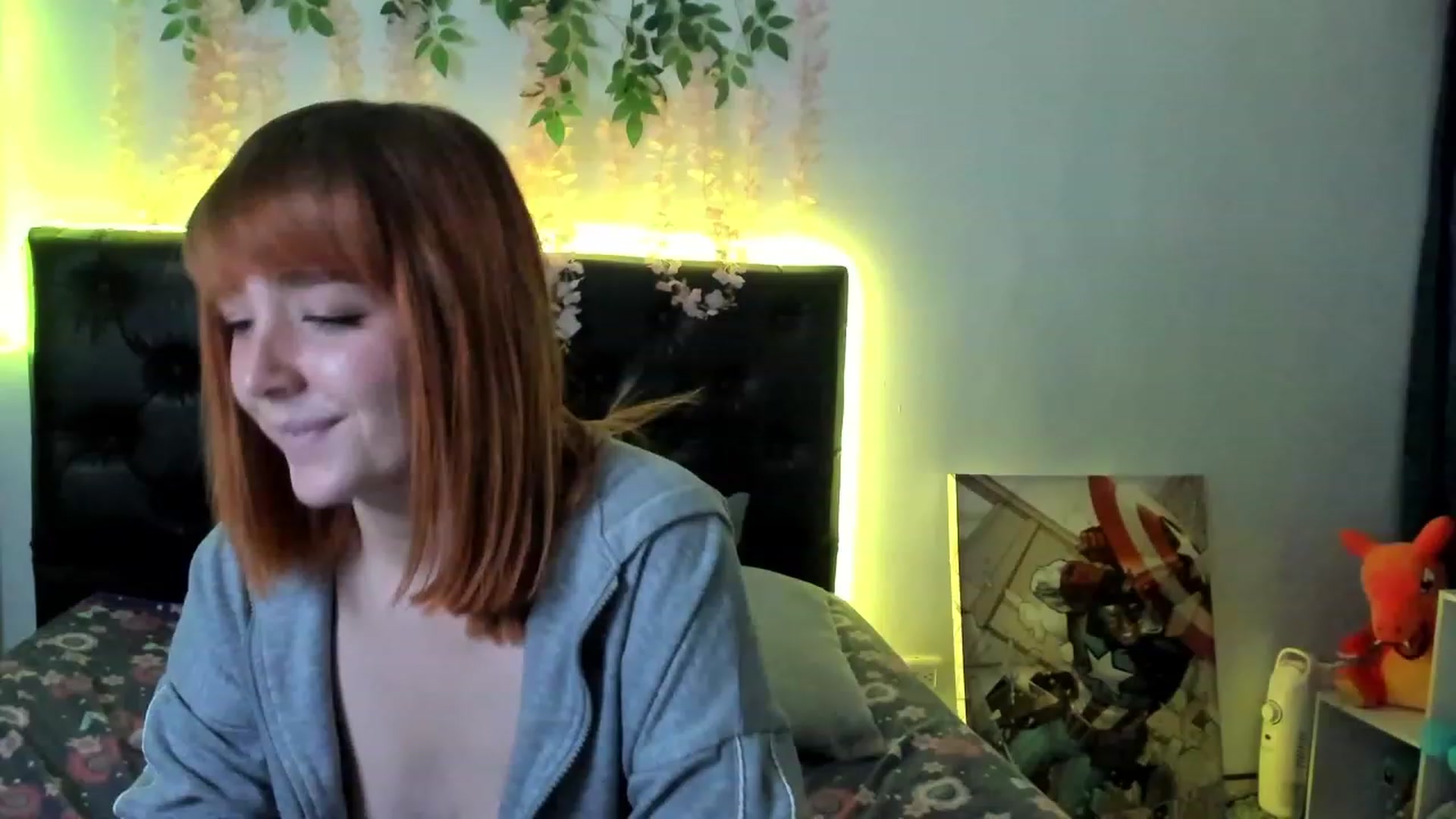 Gallery image thumbnail from sofi_garcia_'s myfreecams stream on, 10/22/2023, 06:28 image 10 of 20