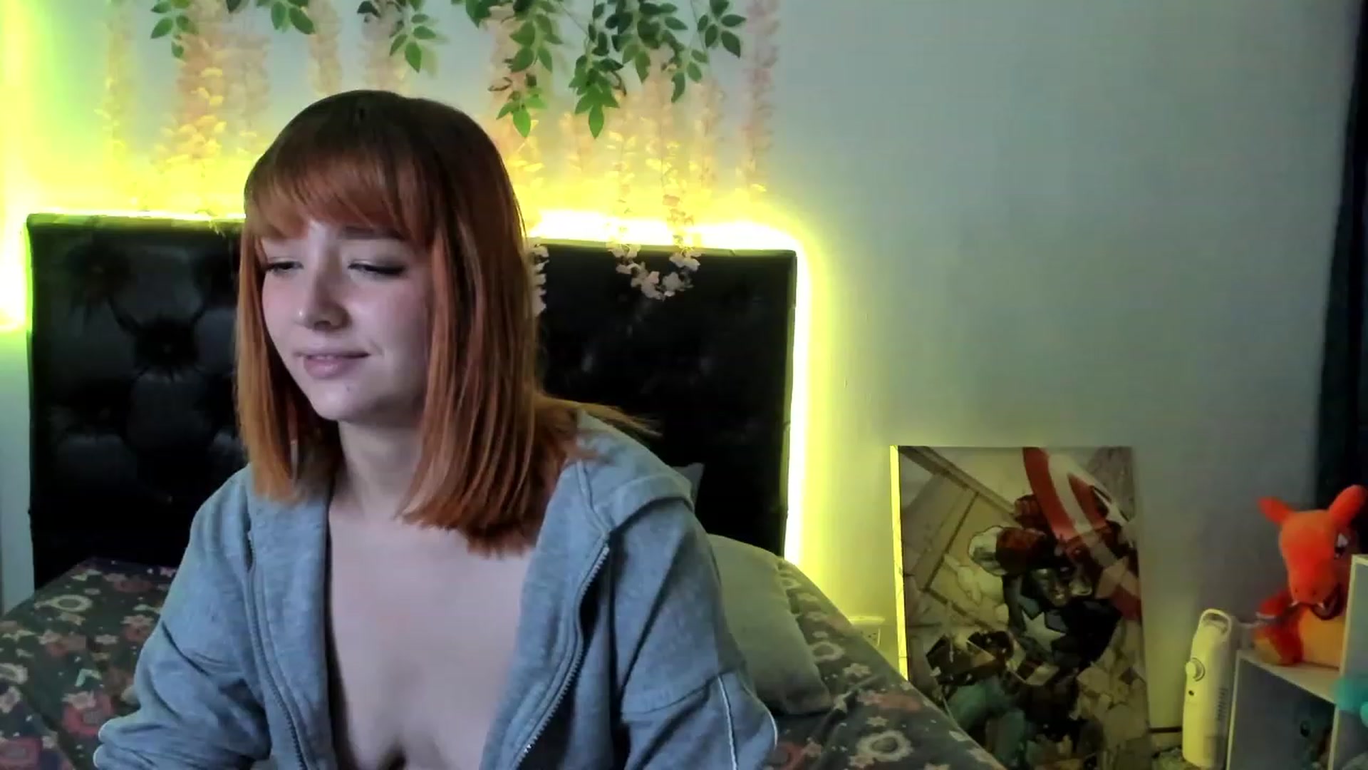 Gallery image thumbnail from sofi_garcia_'s myfreecams stream on, 10/22/2023, 06:28 image 9 of 20