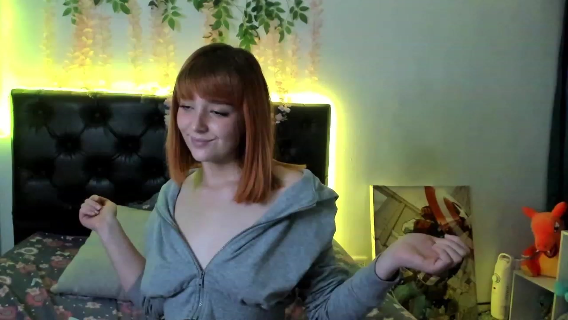 Gallery image thumbnail from sofi_garcia_'s myfreecams stream on, 10/22/2023, 06:28 image 13 of 20