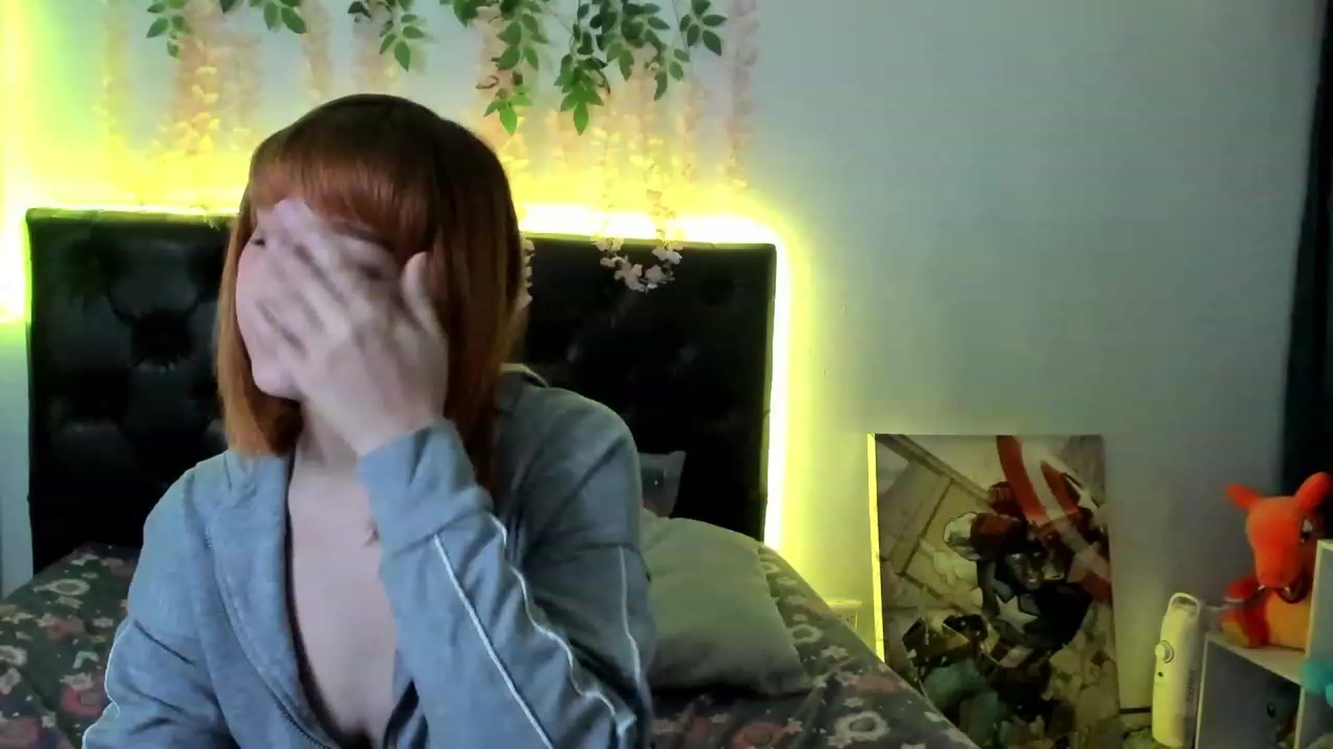 Gallery image thumbnail from sofi_garcia_'s myfreecams stream on, 10/22/2023, 06:28 image 12 of 20
