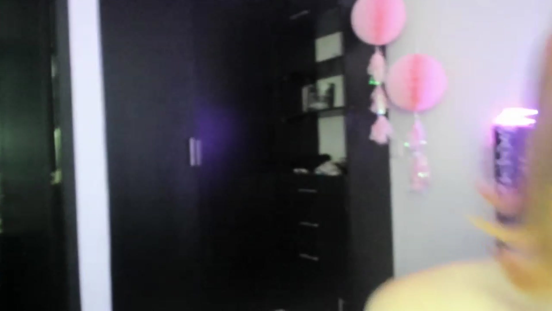 Gallery image thumbnail from sofi_garcia_'s myfreecams stream on, 12/03/2023, 07:10 image 14 of 20