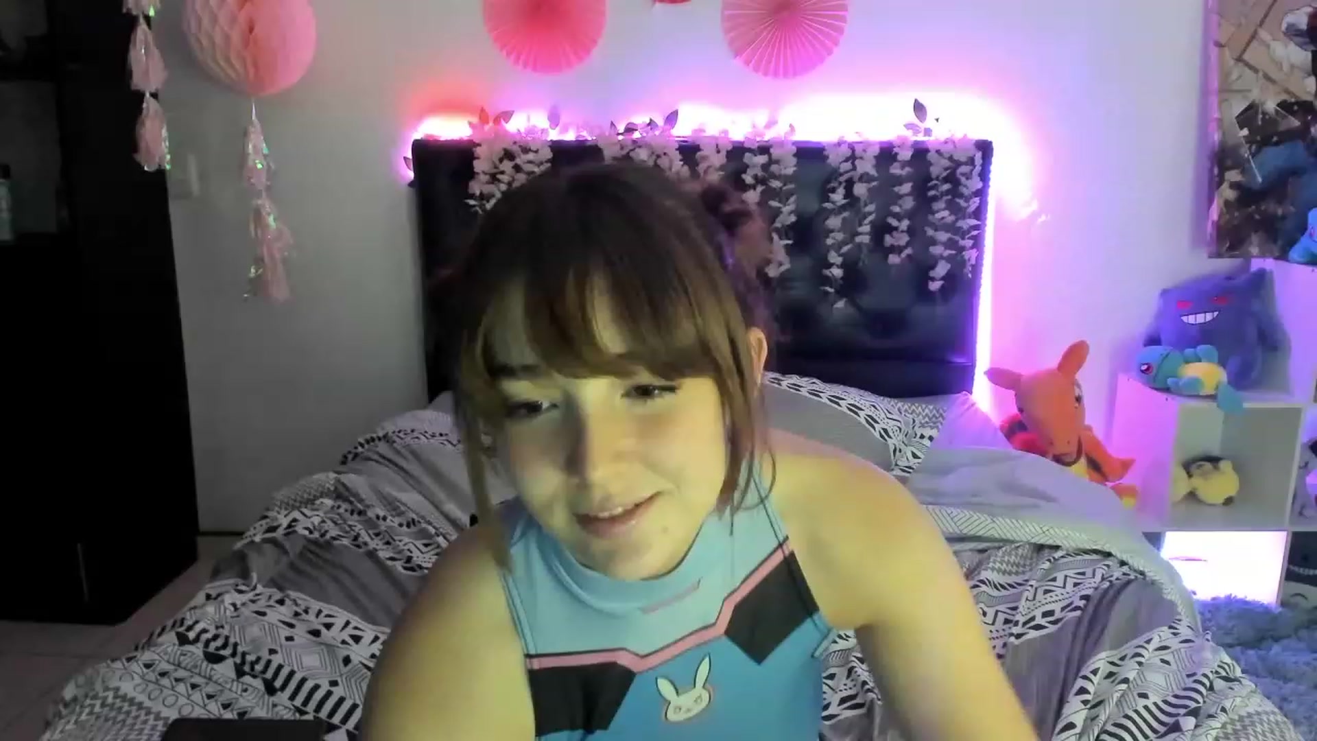 Gallery image thumbnail from sofi_garcia_'s myfreecams stream on, 01/14/2024, 04:49 image 16 of 20